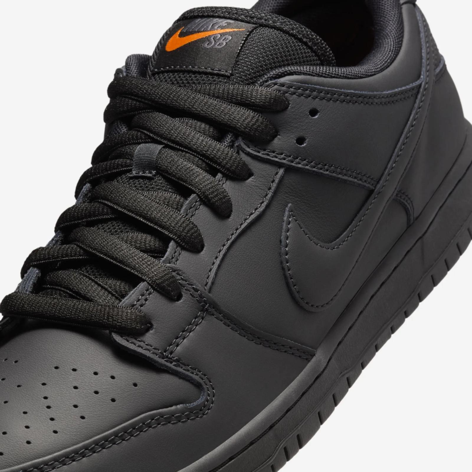 Nike SB Dunk Low Pro ISO Triple Black FJ1674-001