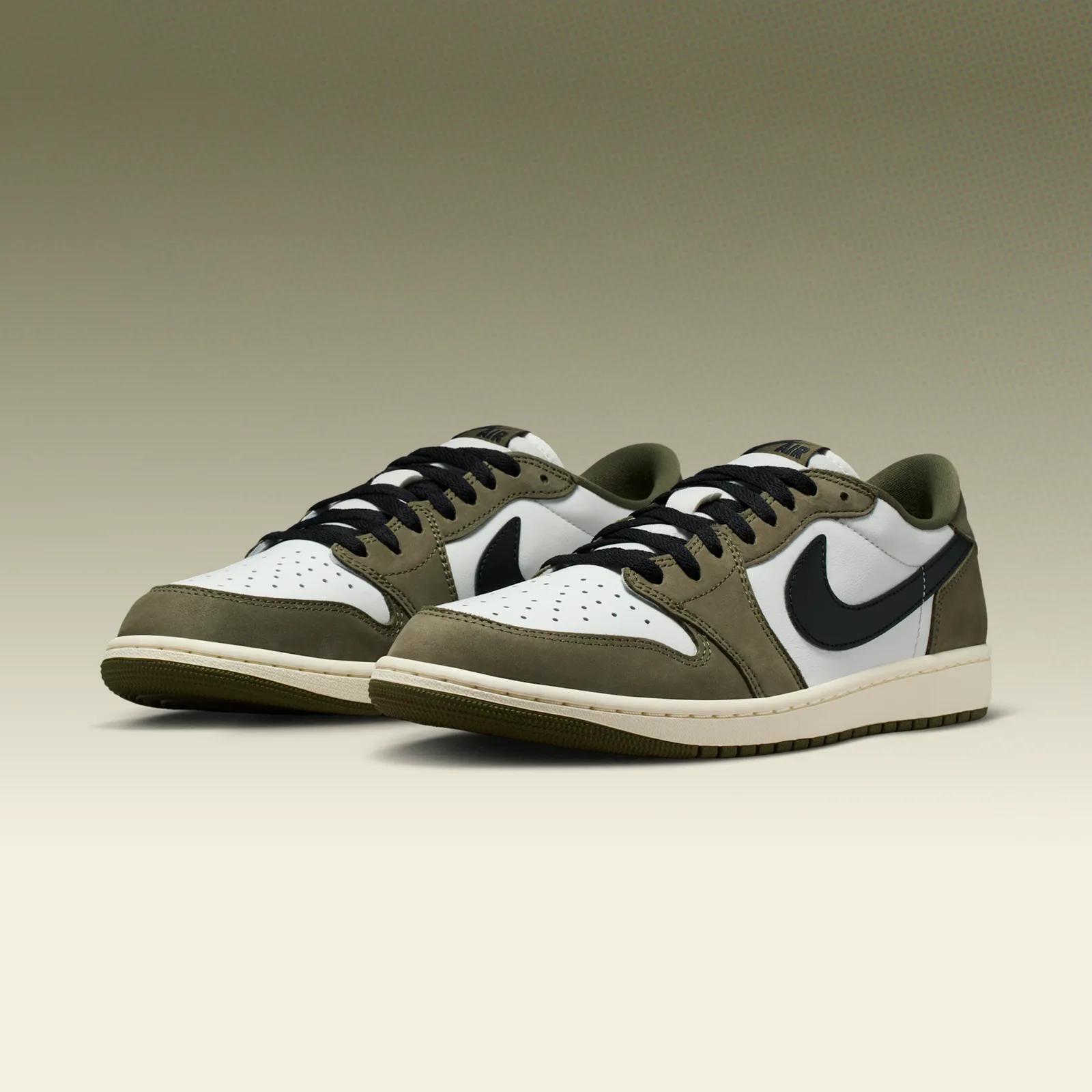 Air Jordan 1 Retro Low OG “Medium Olive” 2026