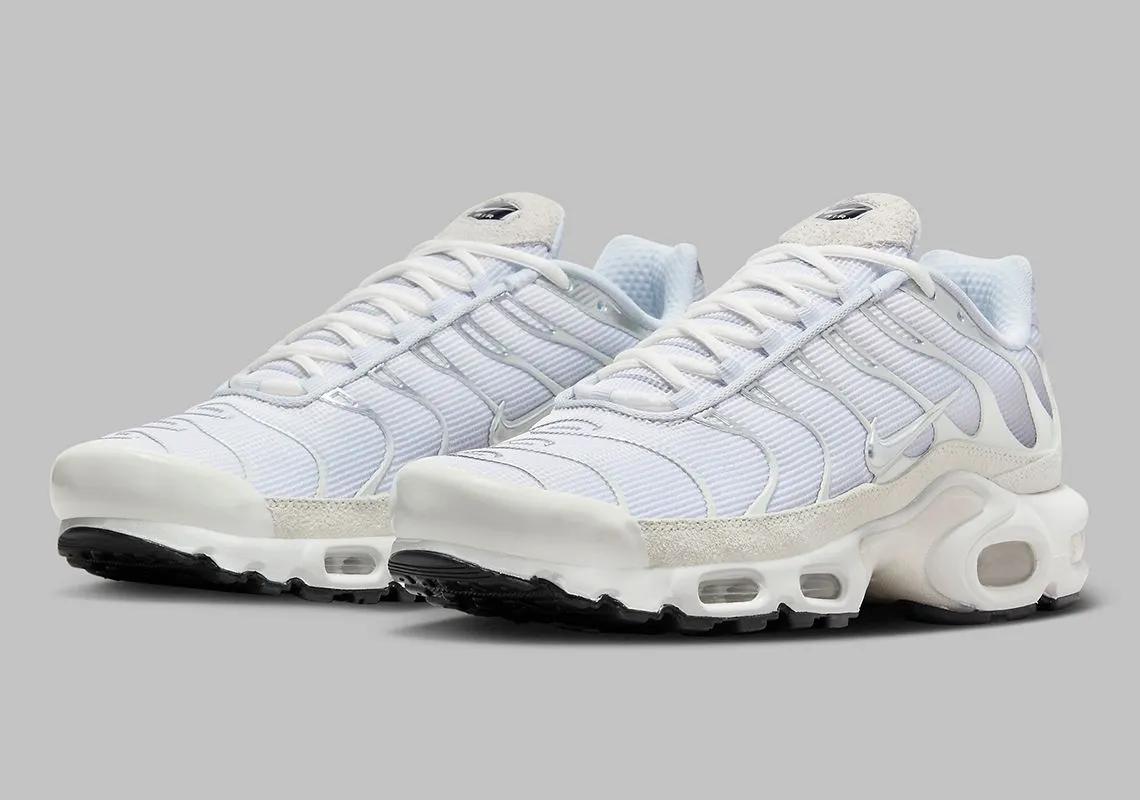 Nike Air Max Plus Pure Platinum