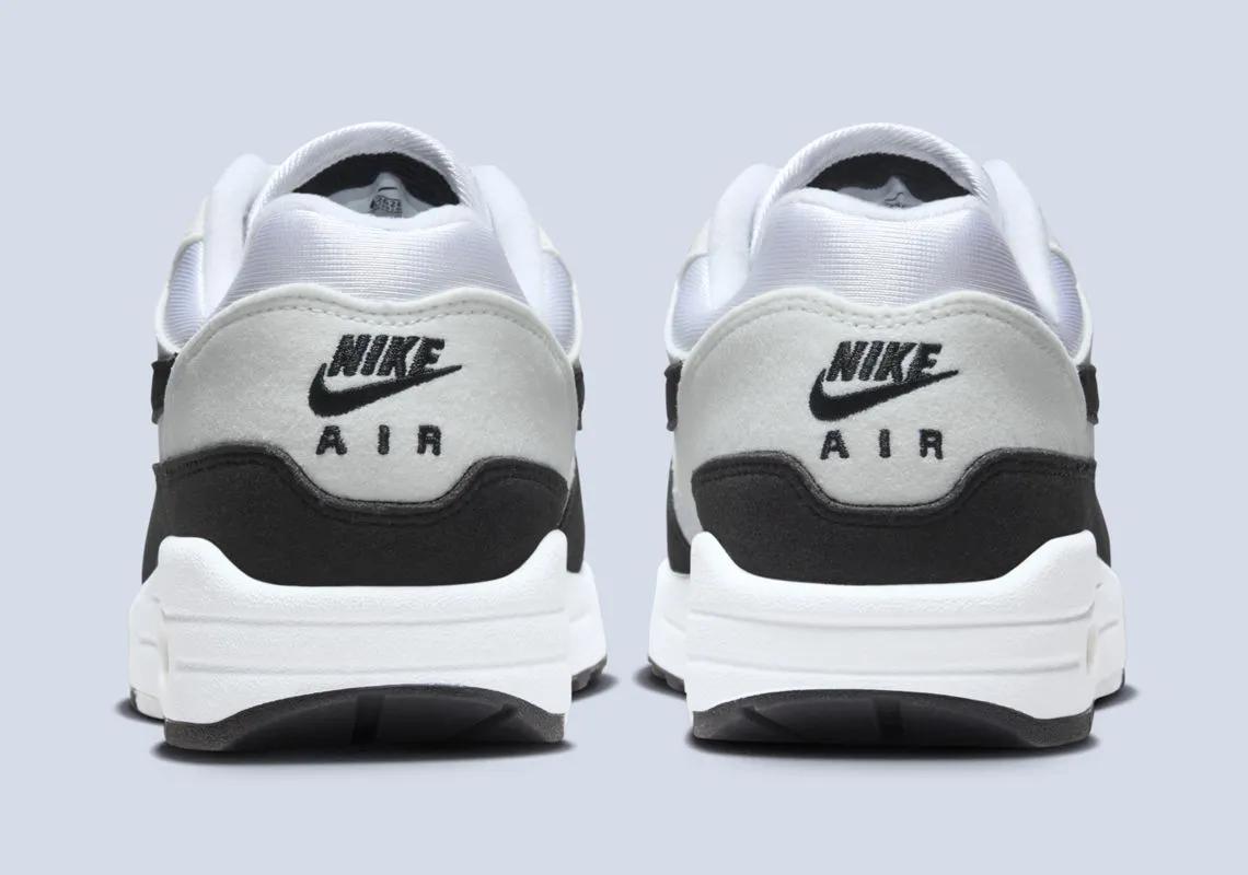 Nike Air Max 1 WMNS Black White