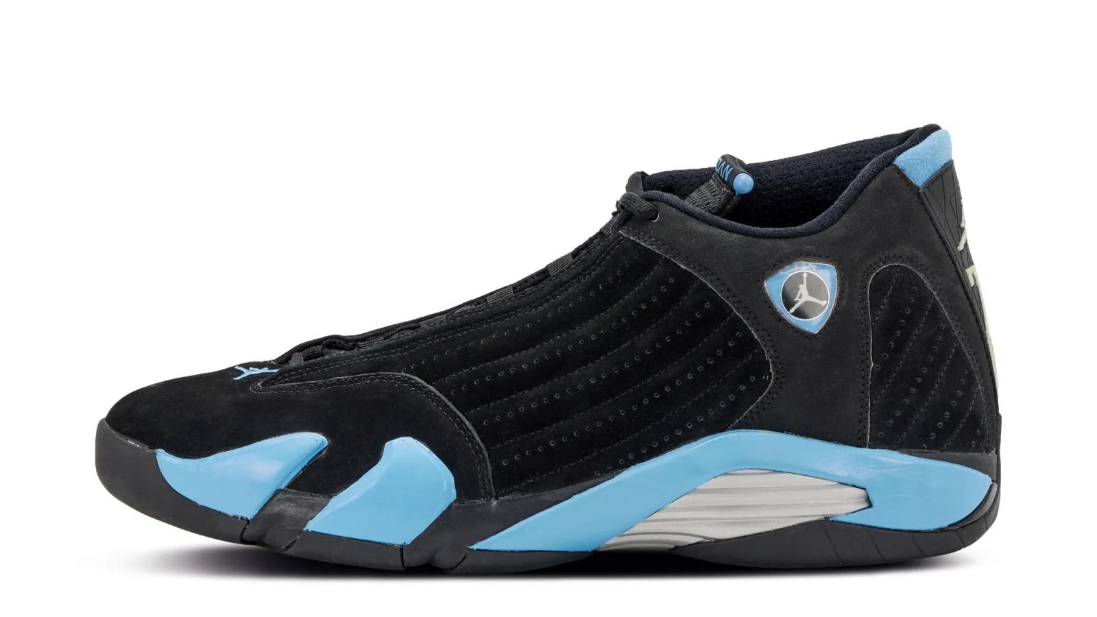 Air Jordan 14 Retro “Black / White / University Blue” 2026