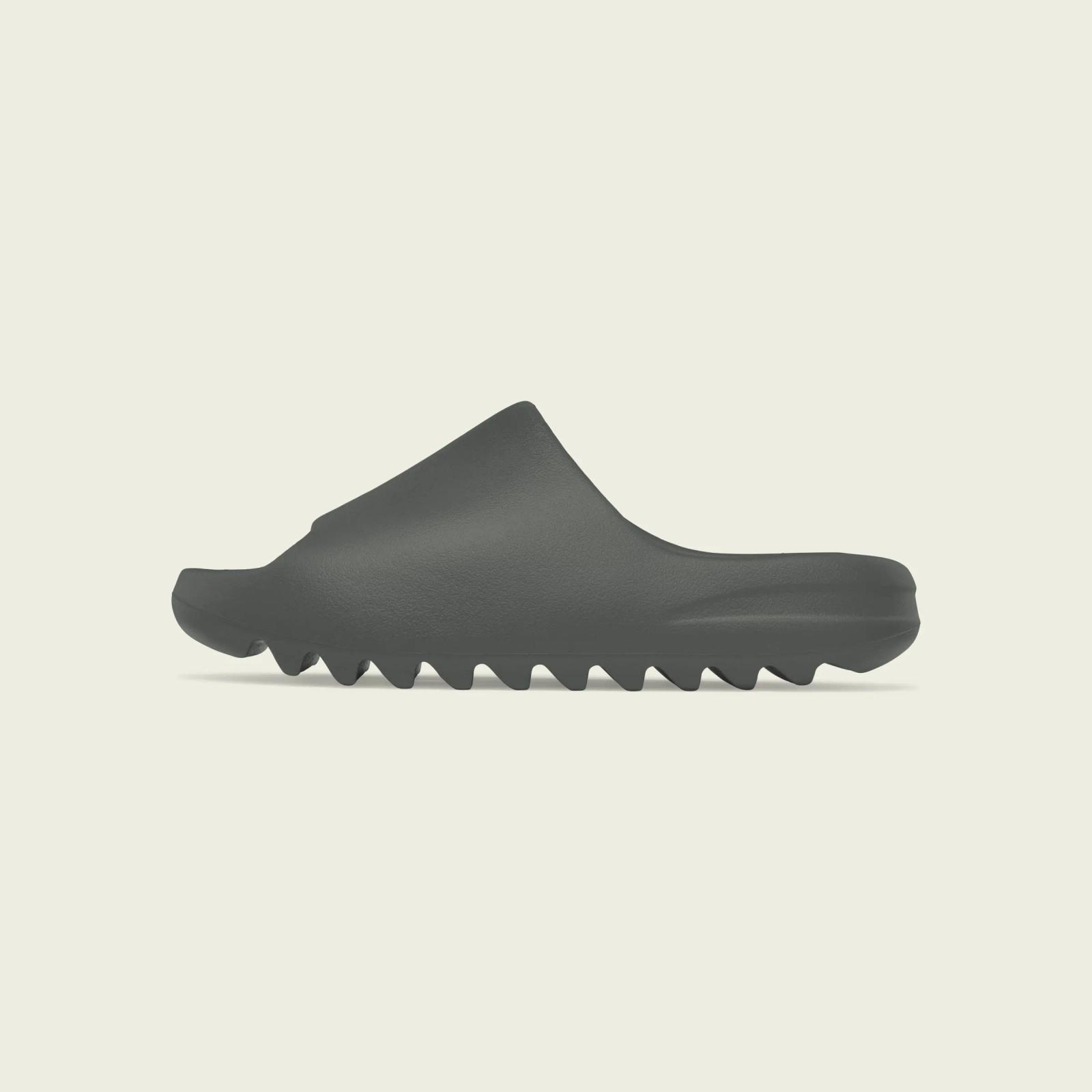 Adidas Yeezy Slide Dark Onyx ID5103