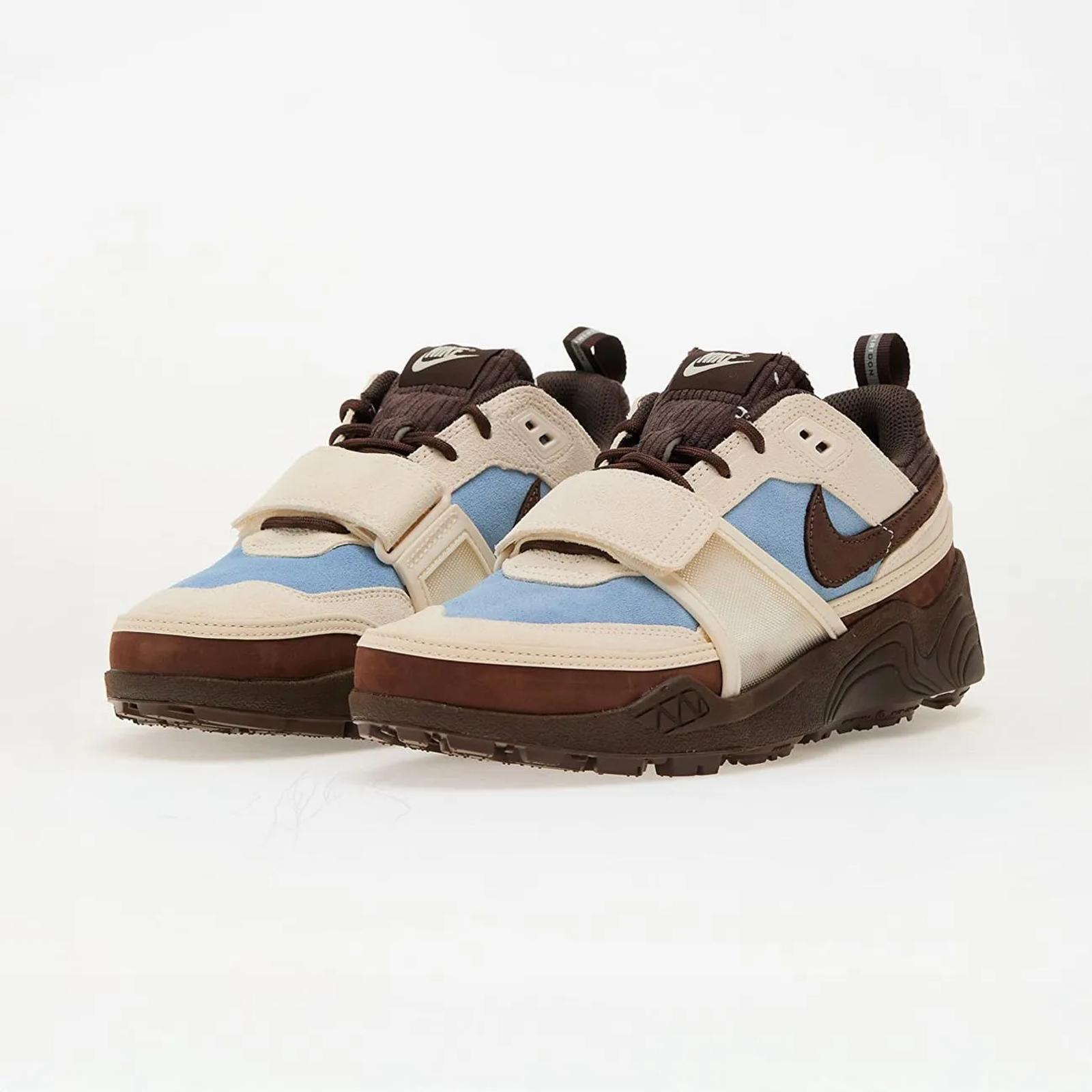 Travis Scott x Nike Zoom Field Jaxx Leche Blue HQ3072-400