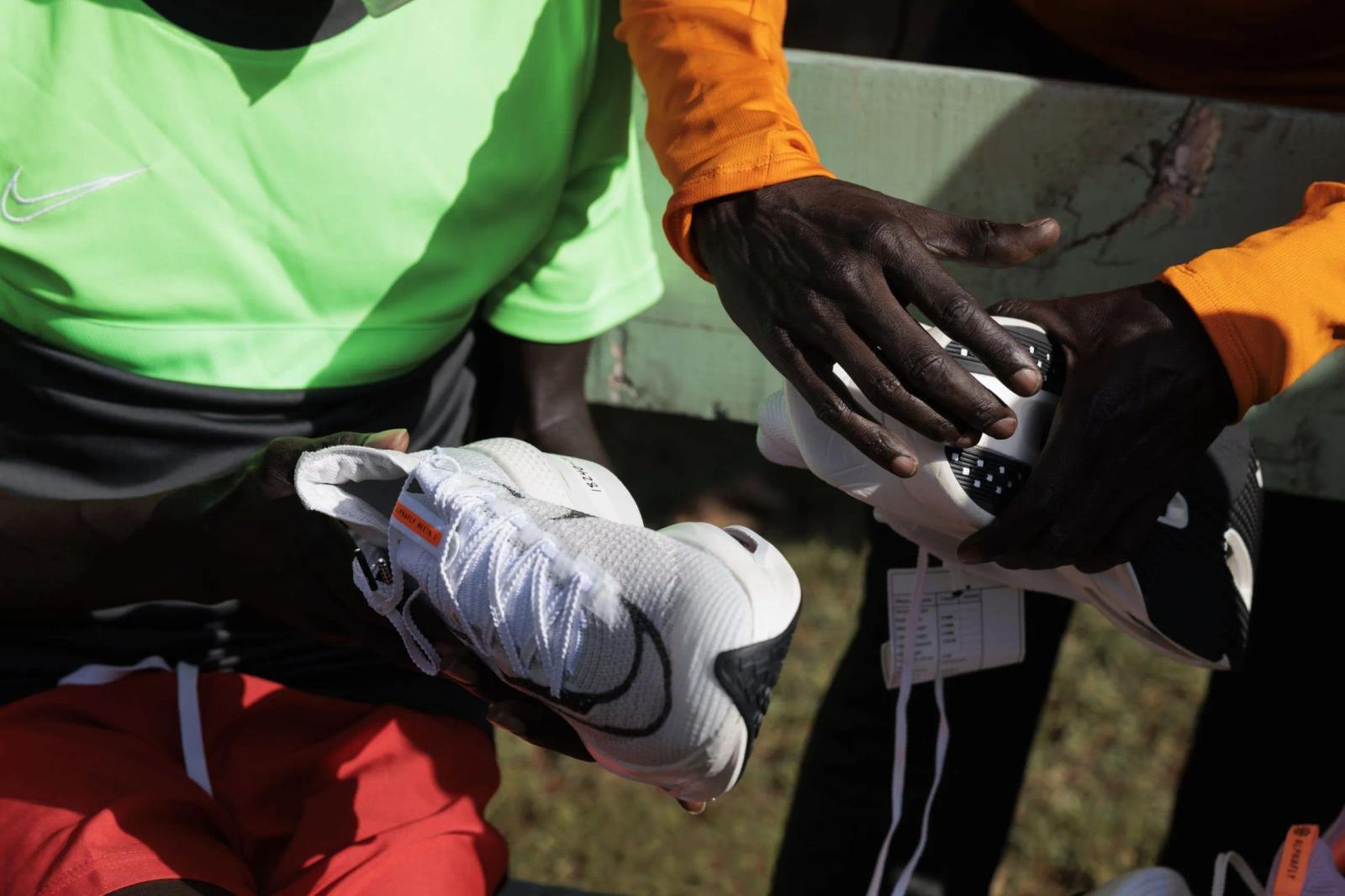 Nike Alphafly 3 Proto Phantom Total Orange