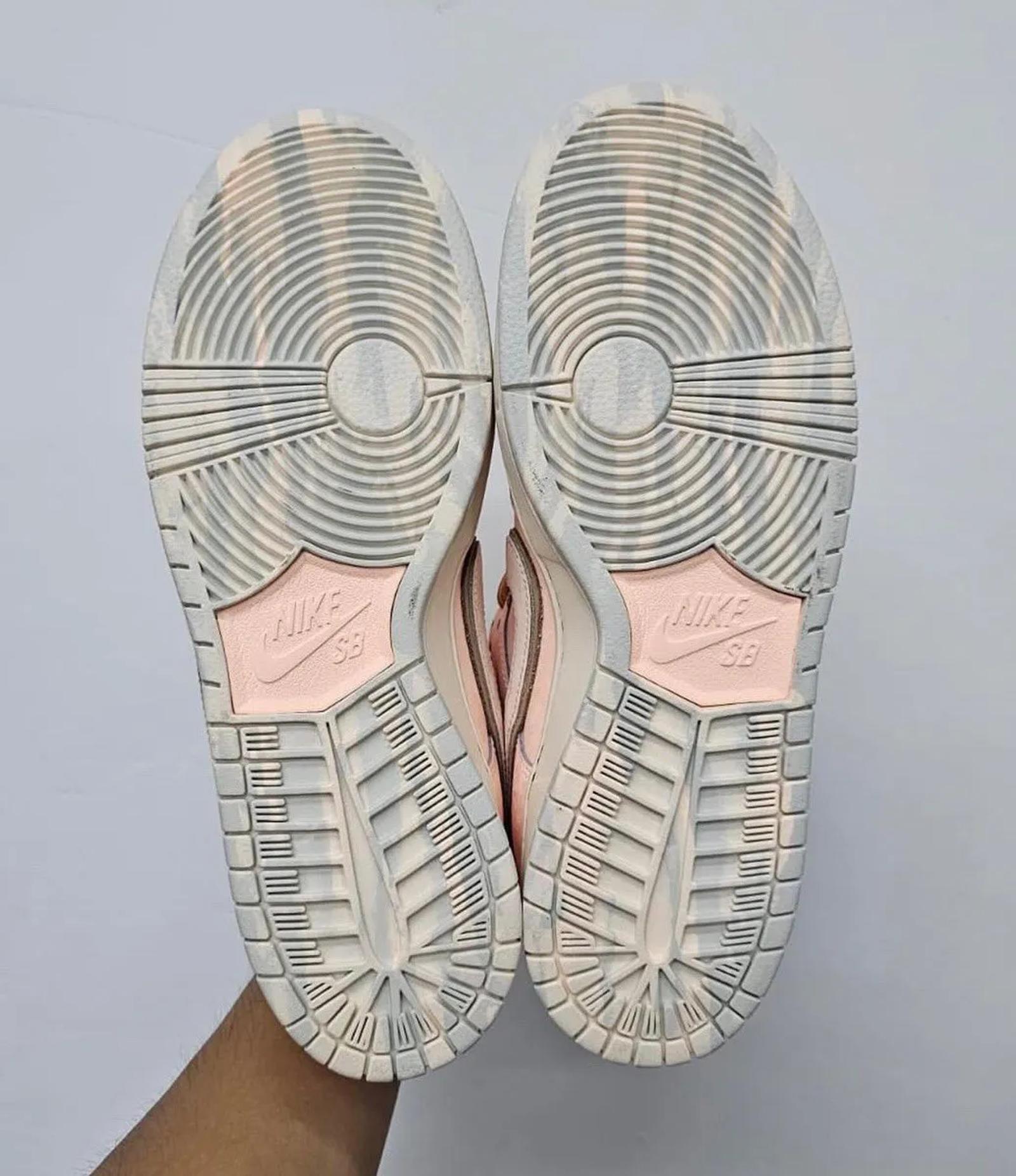 Nike SB Dunk Low Pro Premium Trocadéro Gardens FV5926-200