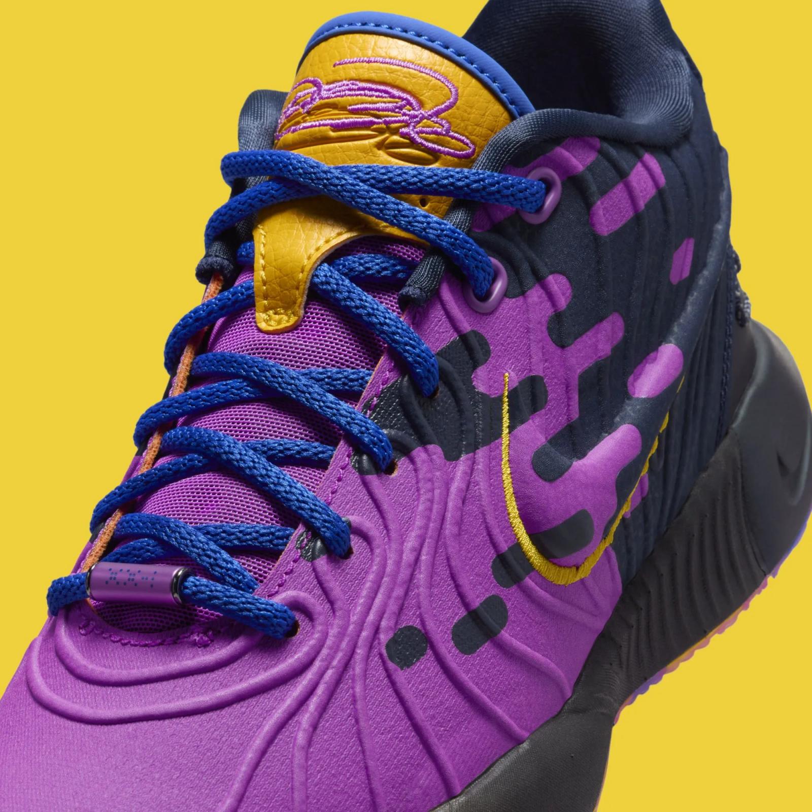 Nike LeBron 21 GS Hyper Violet FN5040-500