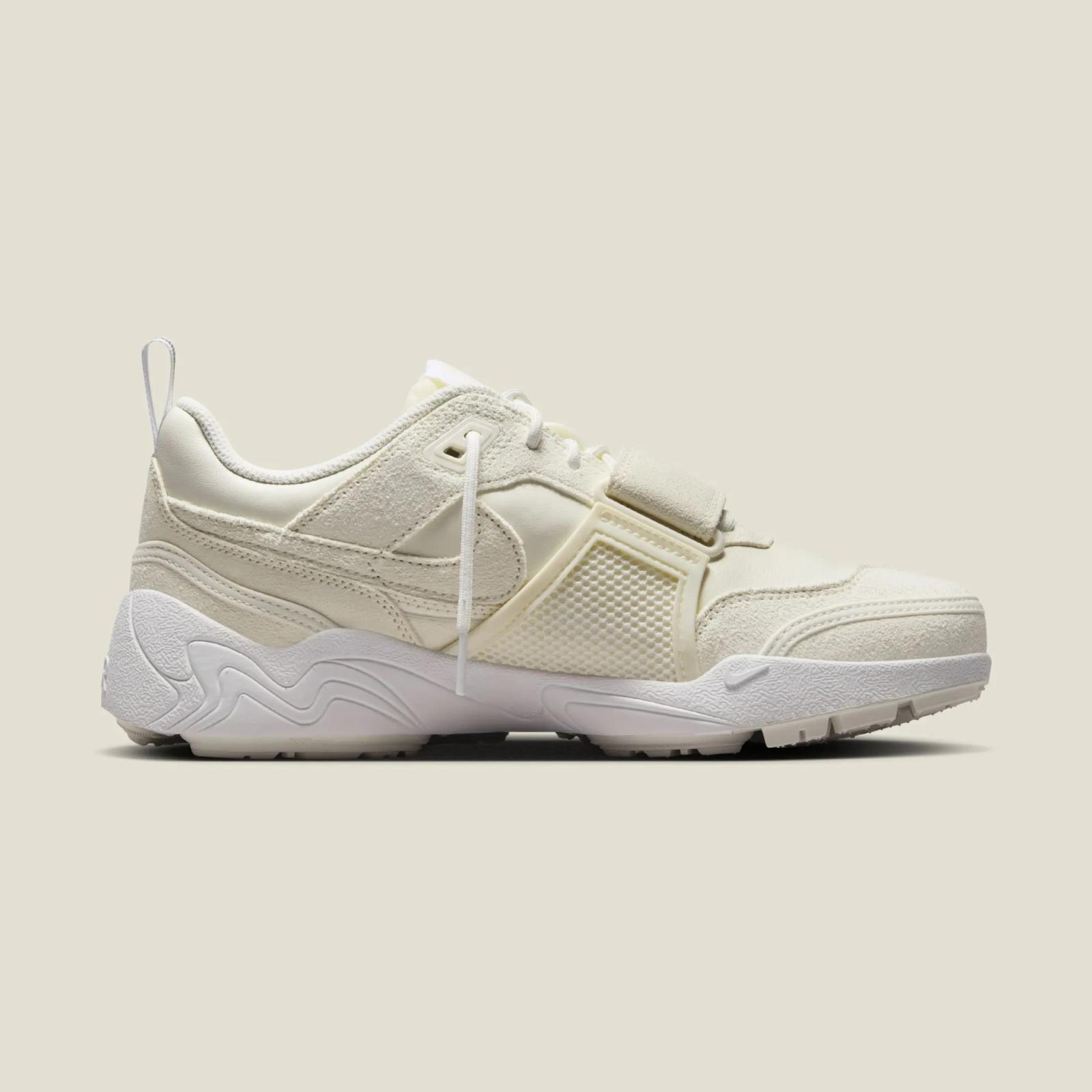 Travis Scott x Nike Shark-a-Don Sail HQ3061-100