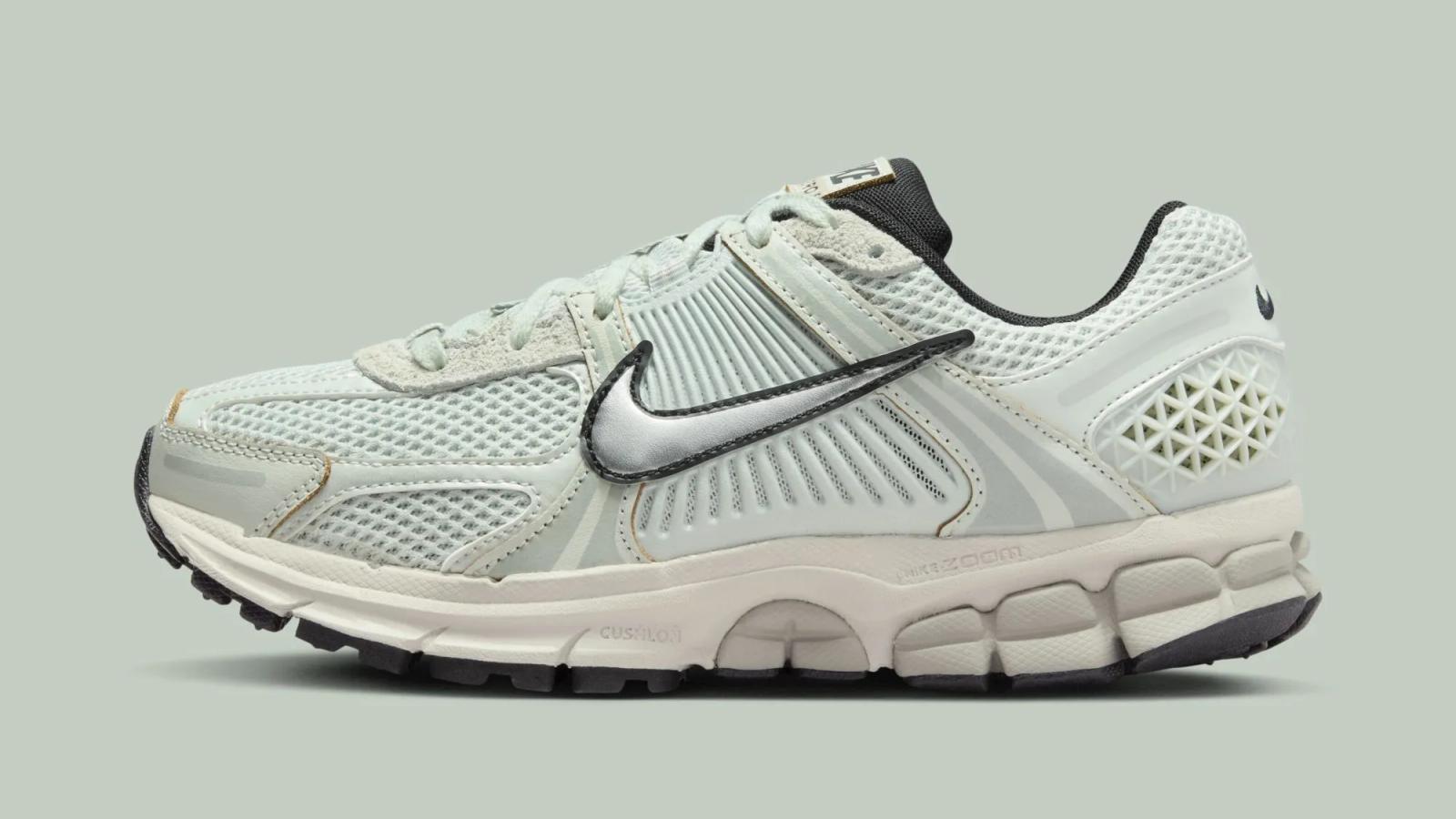 Nike Zoom Vomero 5 “Light Silver / Chrome”