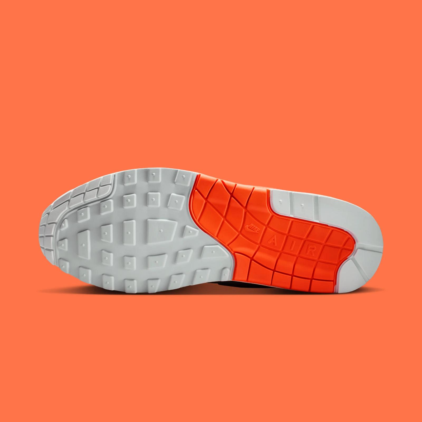 Patta x Nike Air Max 1 "Hyper Crimson" official image 2