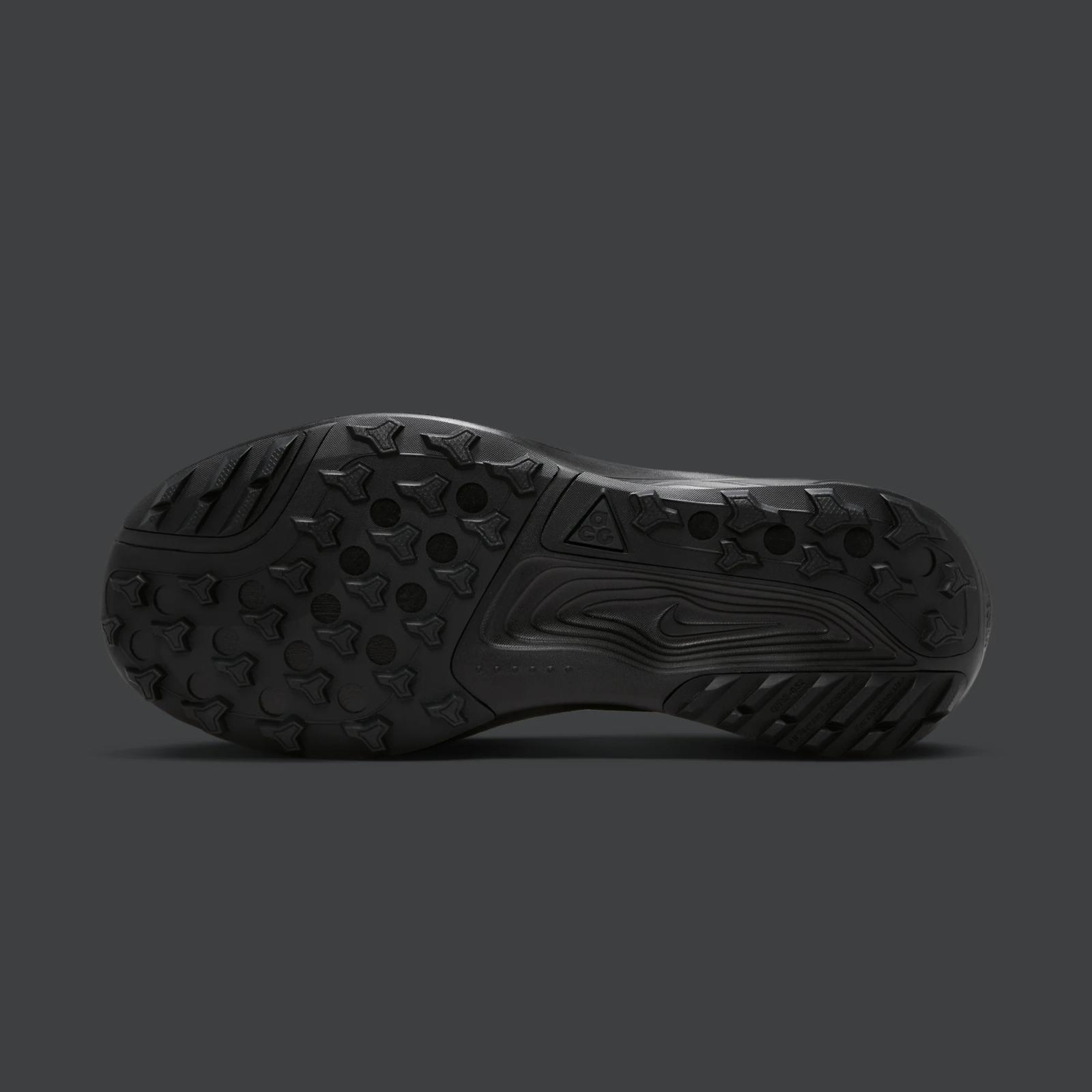 Nike ACG Pegasus Trail "Black & Anthracite" drops in 2026