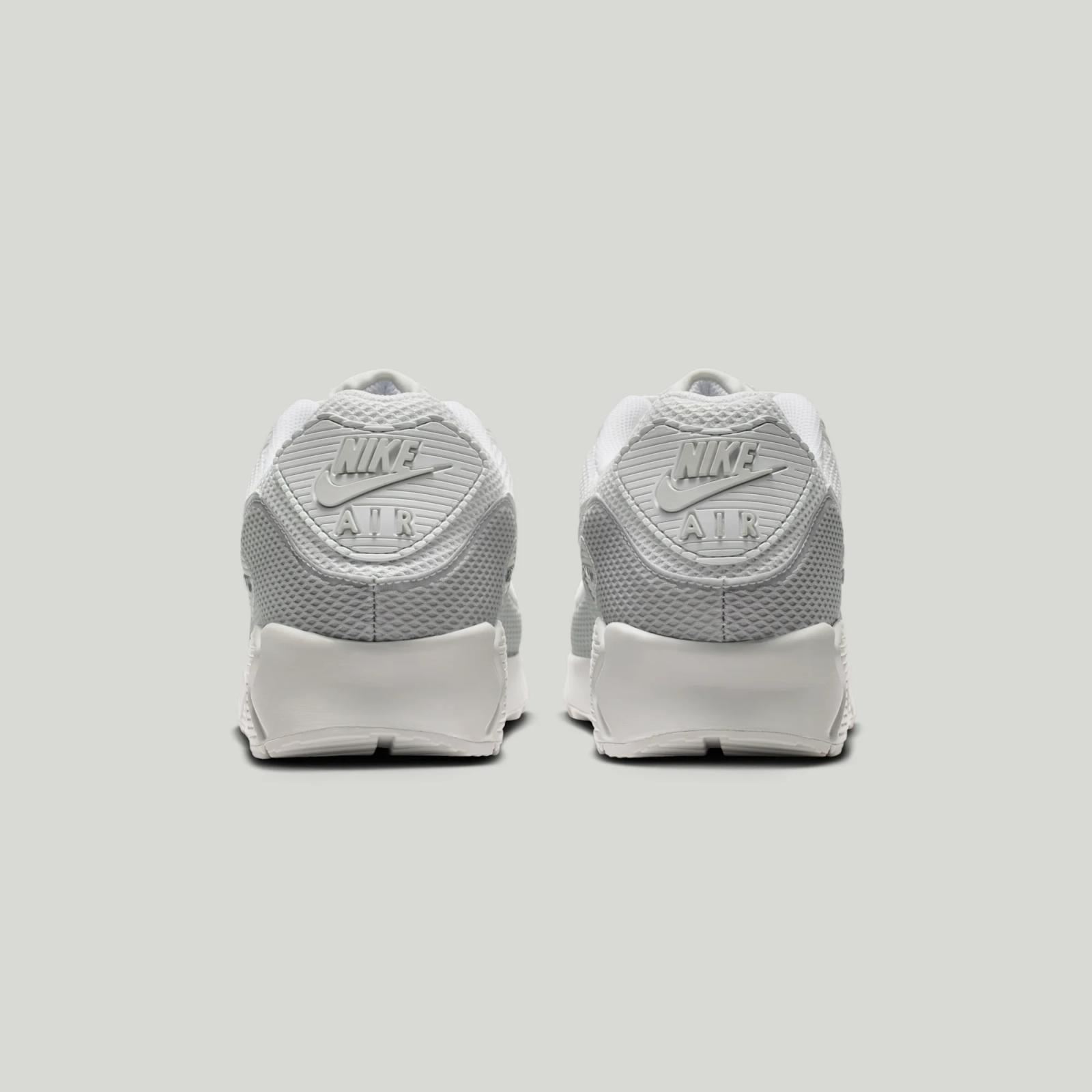 Air Max 90 Premium "Off White" releasing in 2026