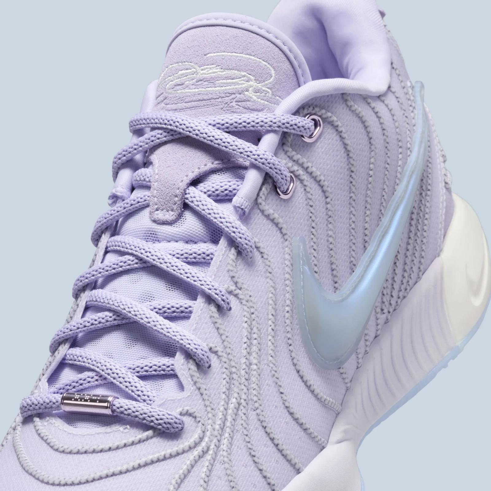 Nike LeBron 21 Barely Grape HF5353-500