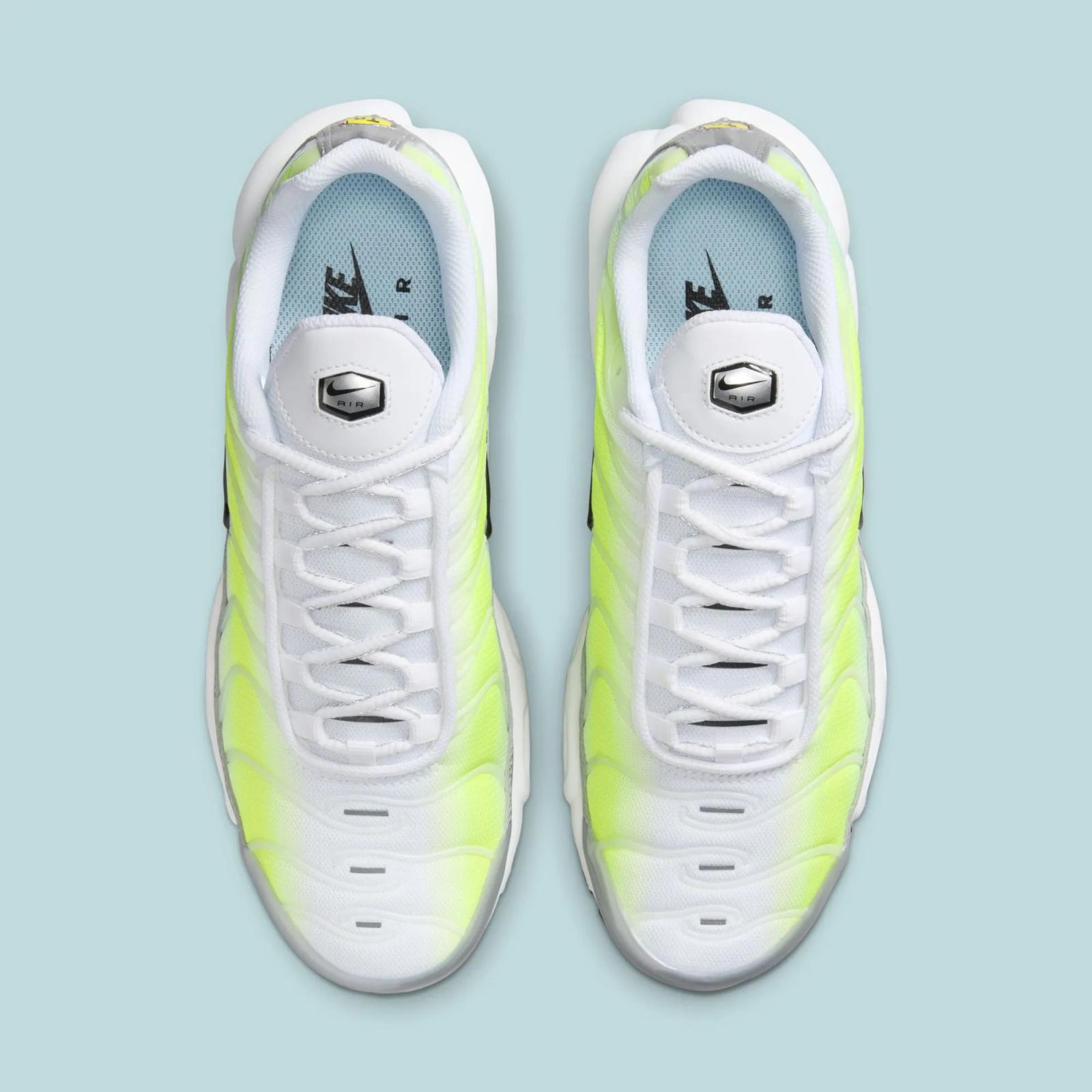 Nike Air Max Plus Cyber / Glacier Blue HJ9574-100