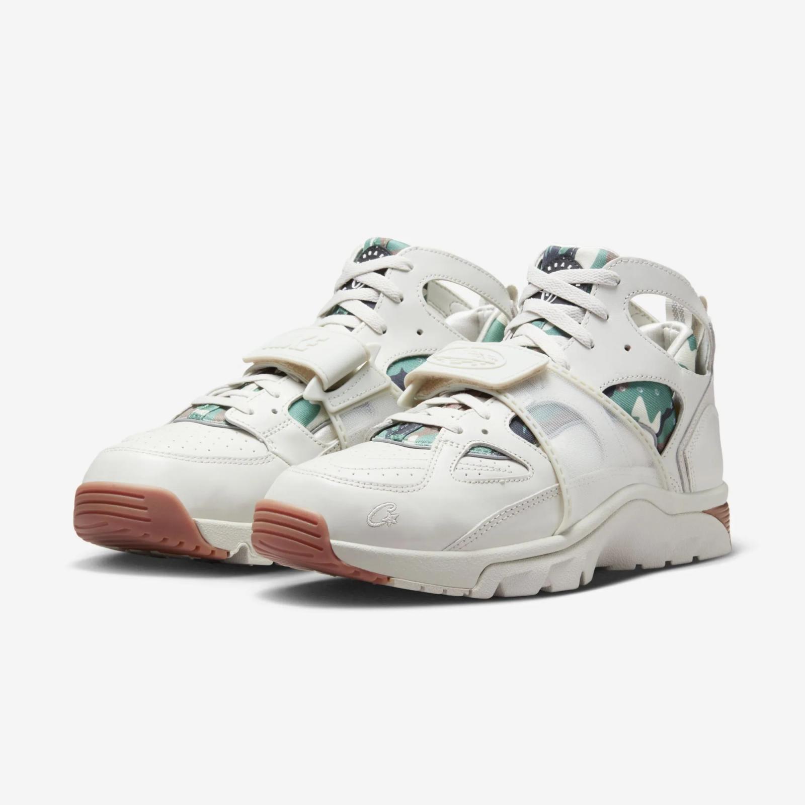 Corteiz x Nike Air Trainer Huarache Light Bone FQ8793-002