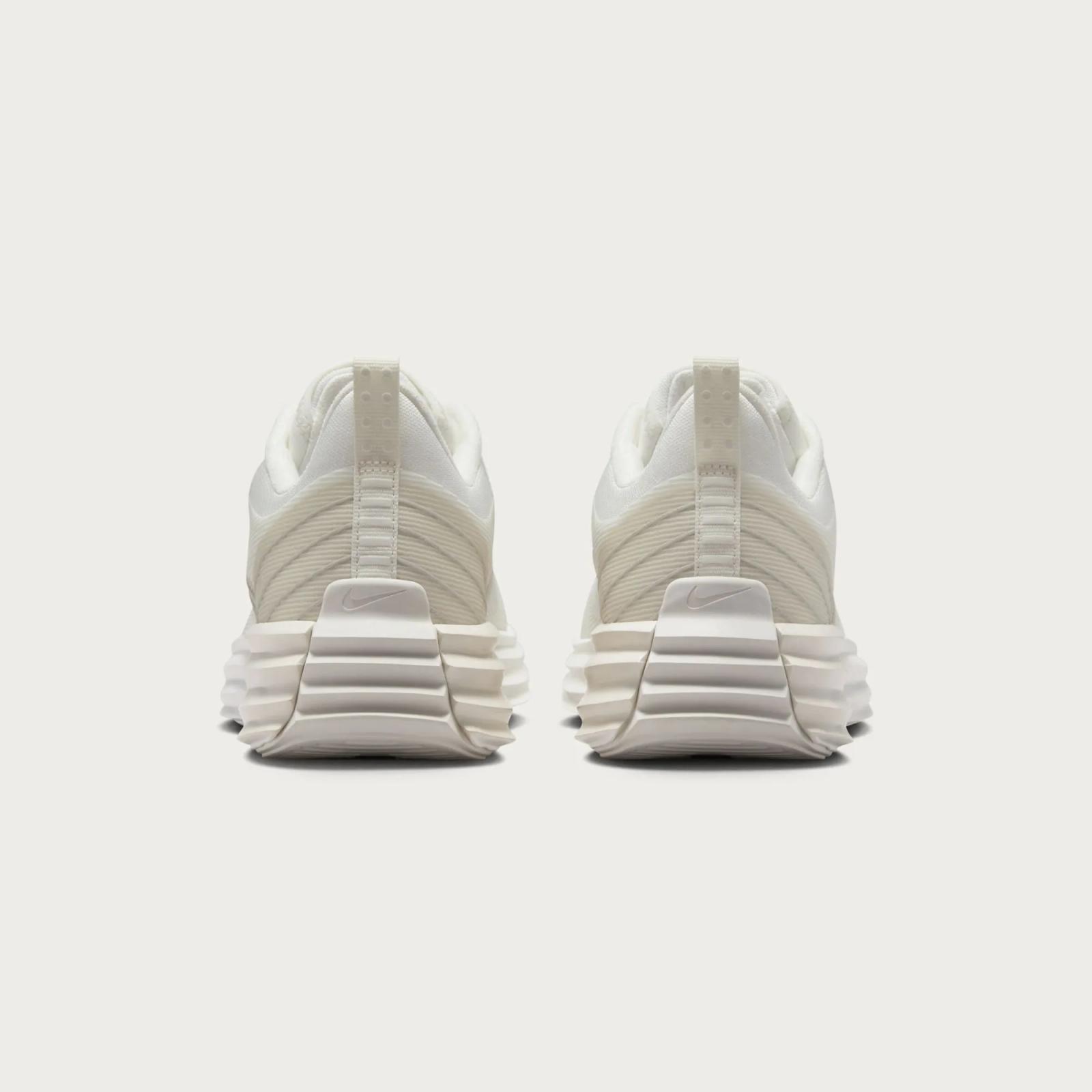 Nike Lunar Roam Summit White / Light Bone DV2440-100