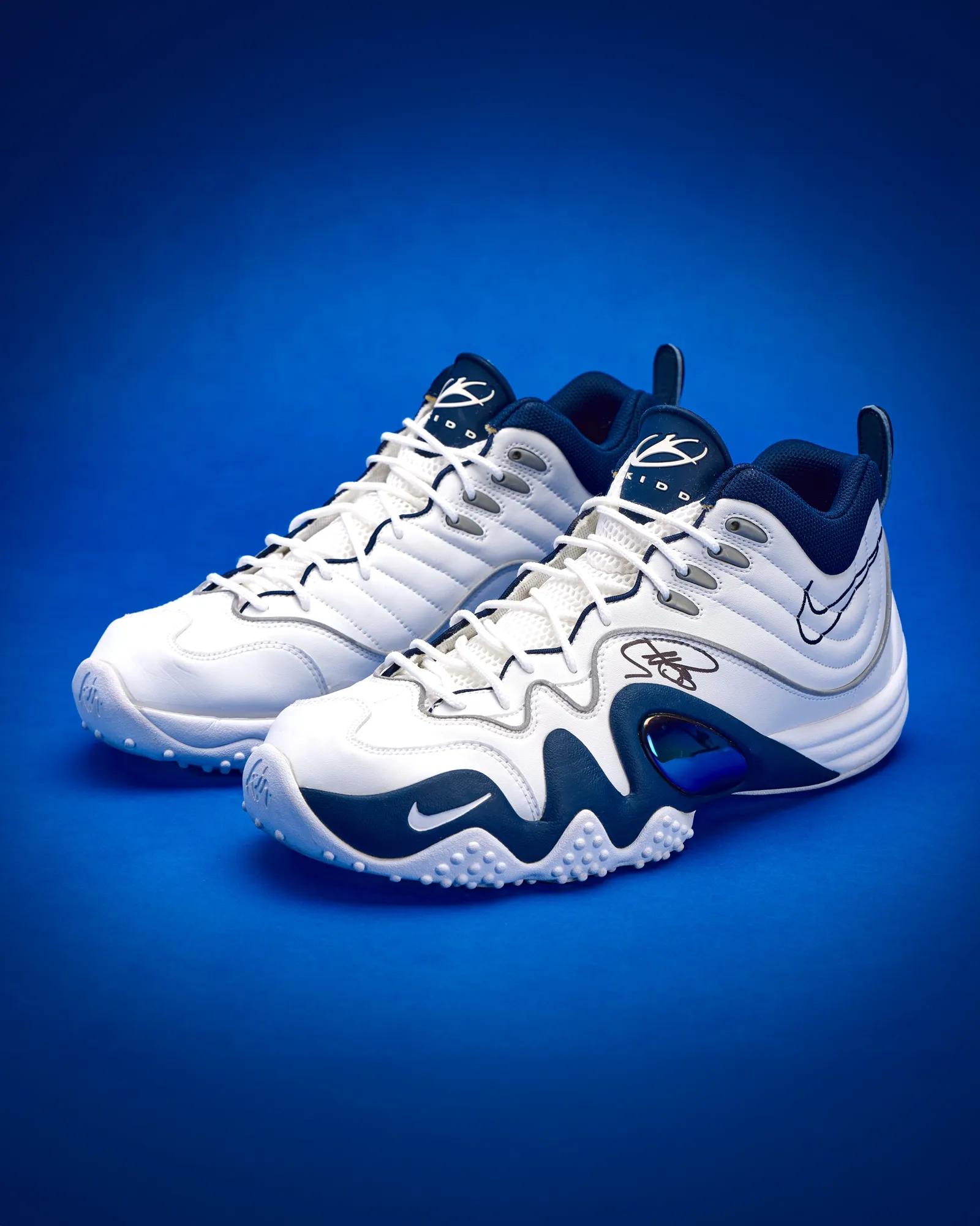 Nike Air Zoom Flight V "White & Midnight Navy" returns in 2027