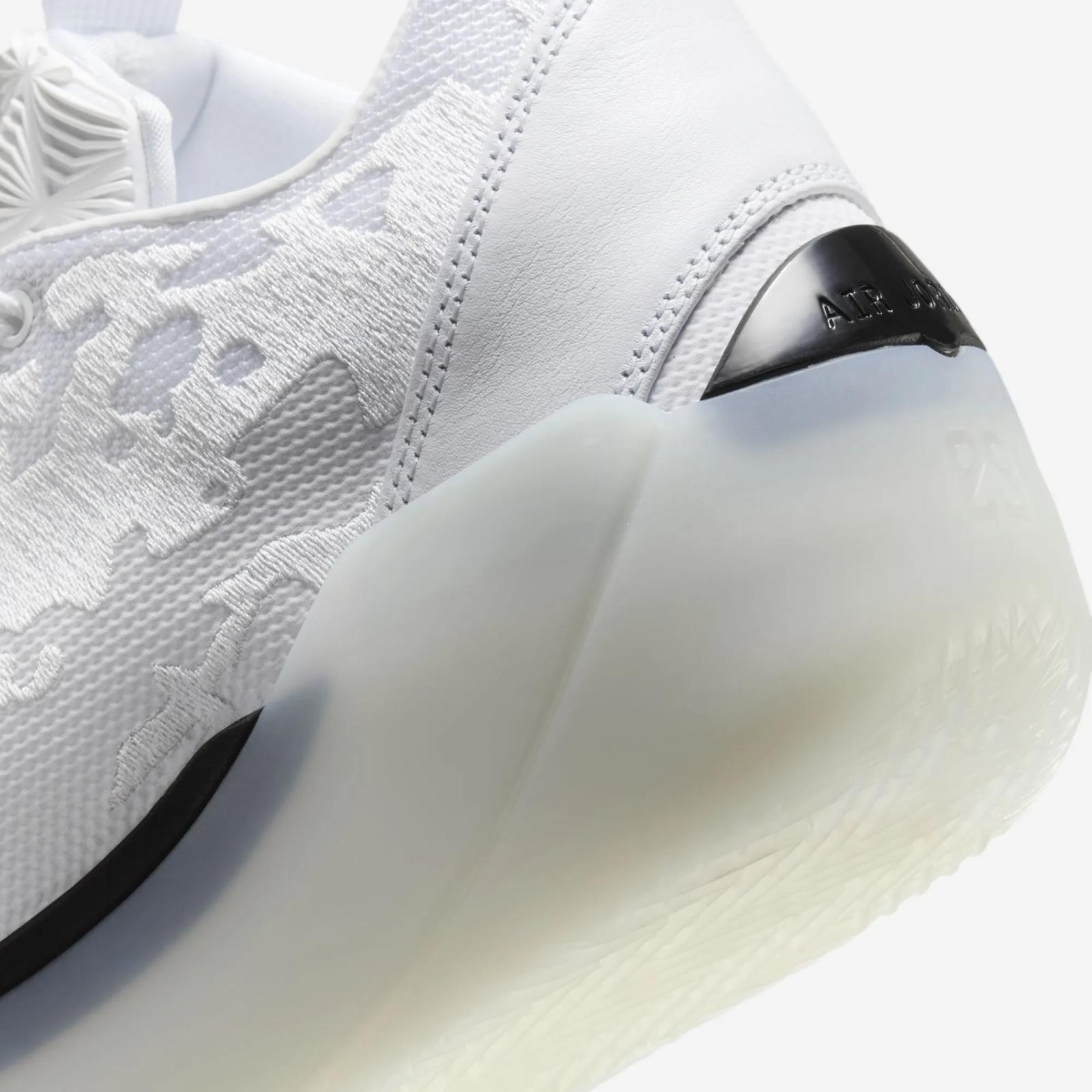 Air Jordan 39 Sol FQ0213-106