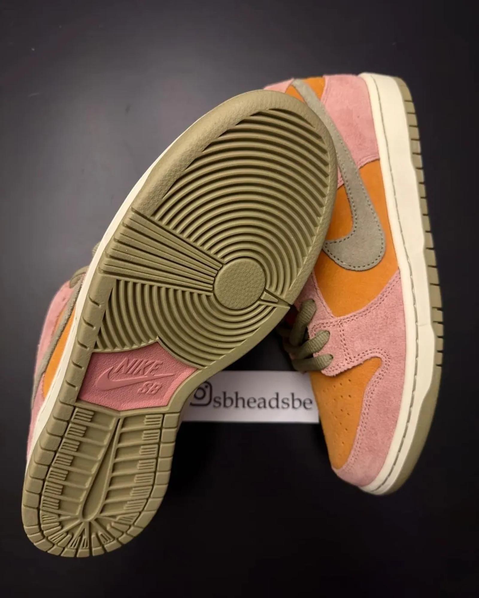 Nike SB Dunk Low Pro Red Stardust HJ4135-600