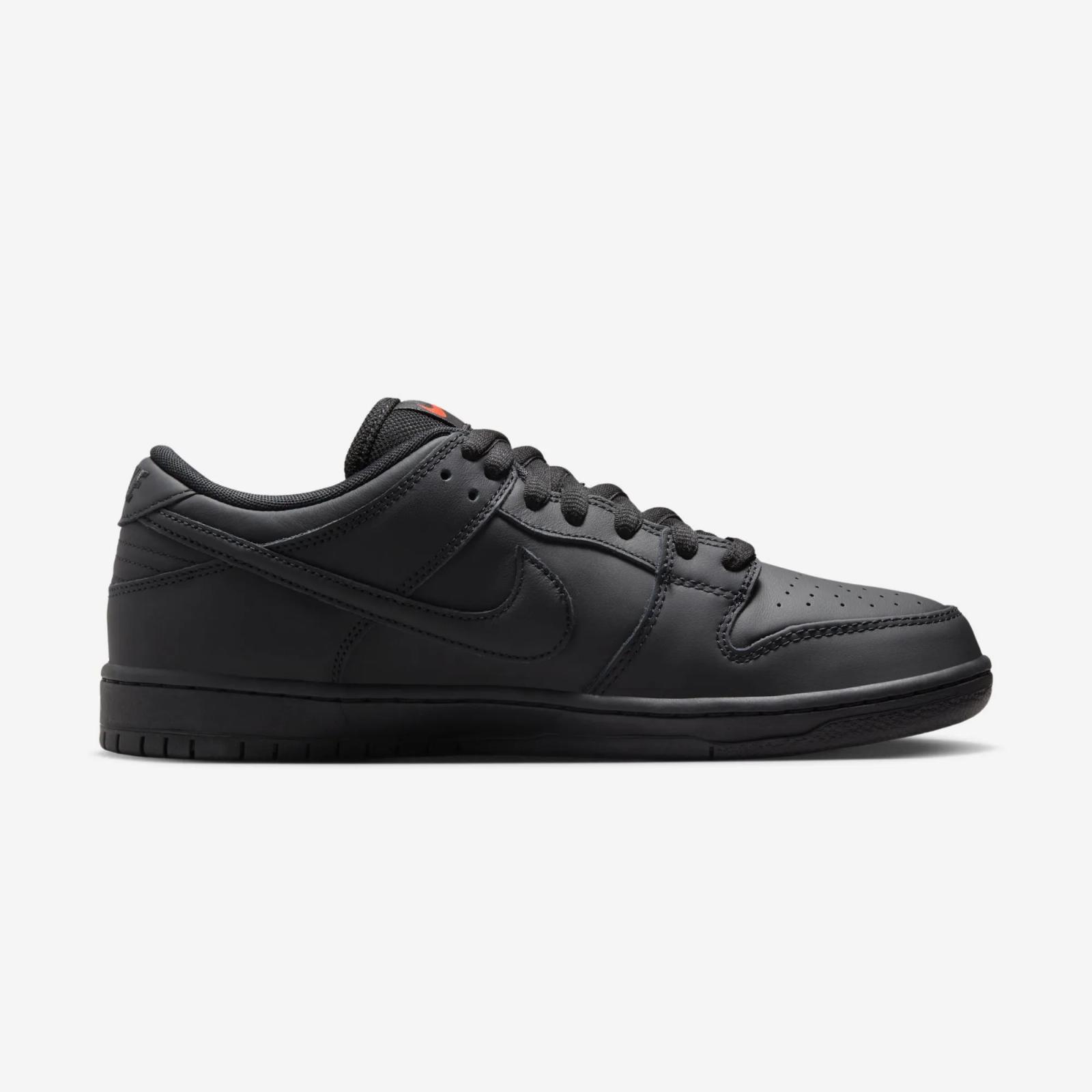 Nike SB Dunk Low Pro ISO Triple Black FJ1674-001
