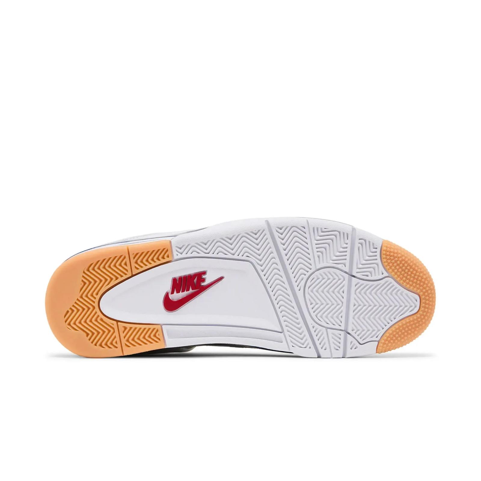 Nike SB x Air Jordan 4 Retro White / Navy DR5415-100 Release Date 18 March 2025