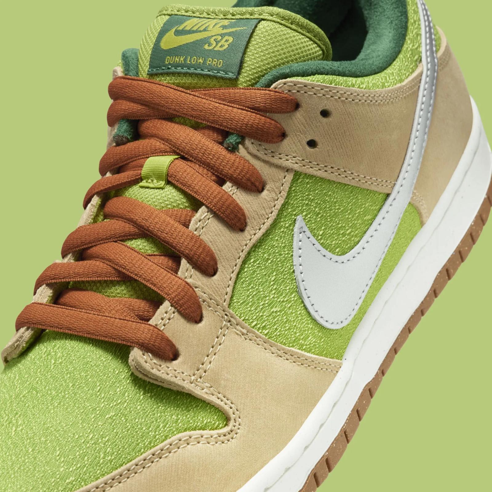 Nike SB Dunk Low Pro Escargot FQ7586-200