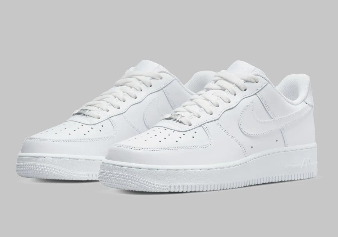 Nike Air Force 1 Low Triple White