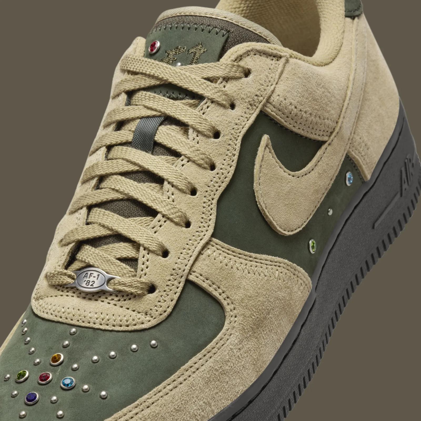 Nike Air Force 1 Low Retro QS HF0674-300