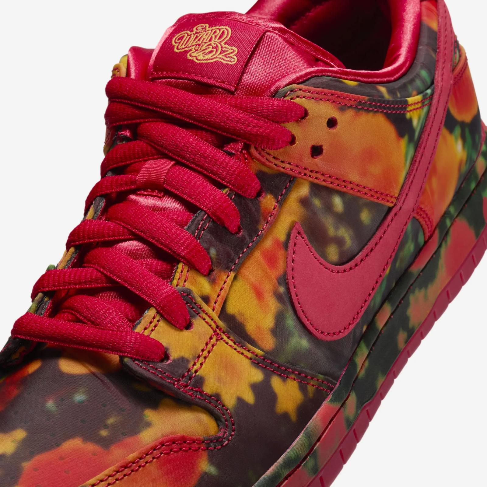 Wizard of Oz x Nike SB Dunk Low Pro Poppy Field FZ1291-600