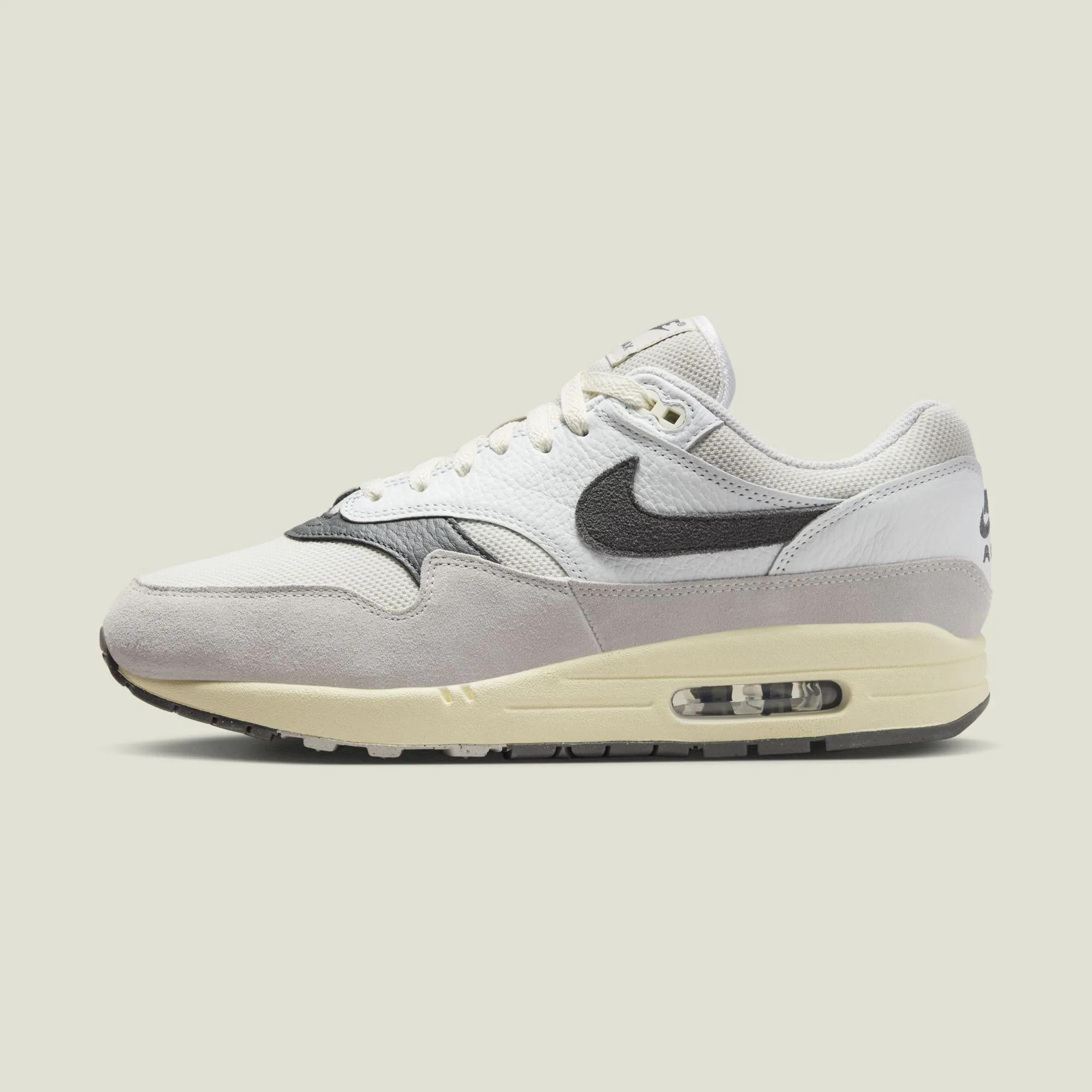 Nike Air Max 1 Essential Light Bone