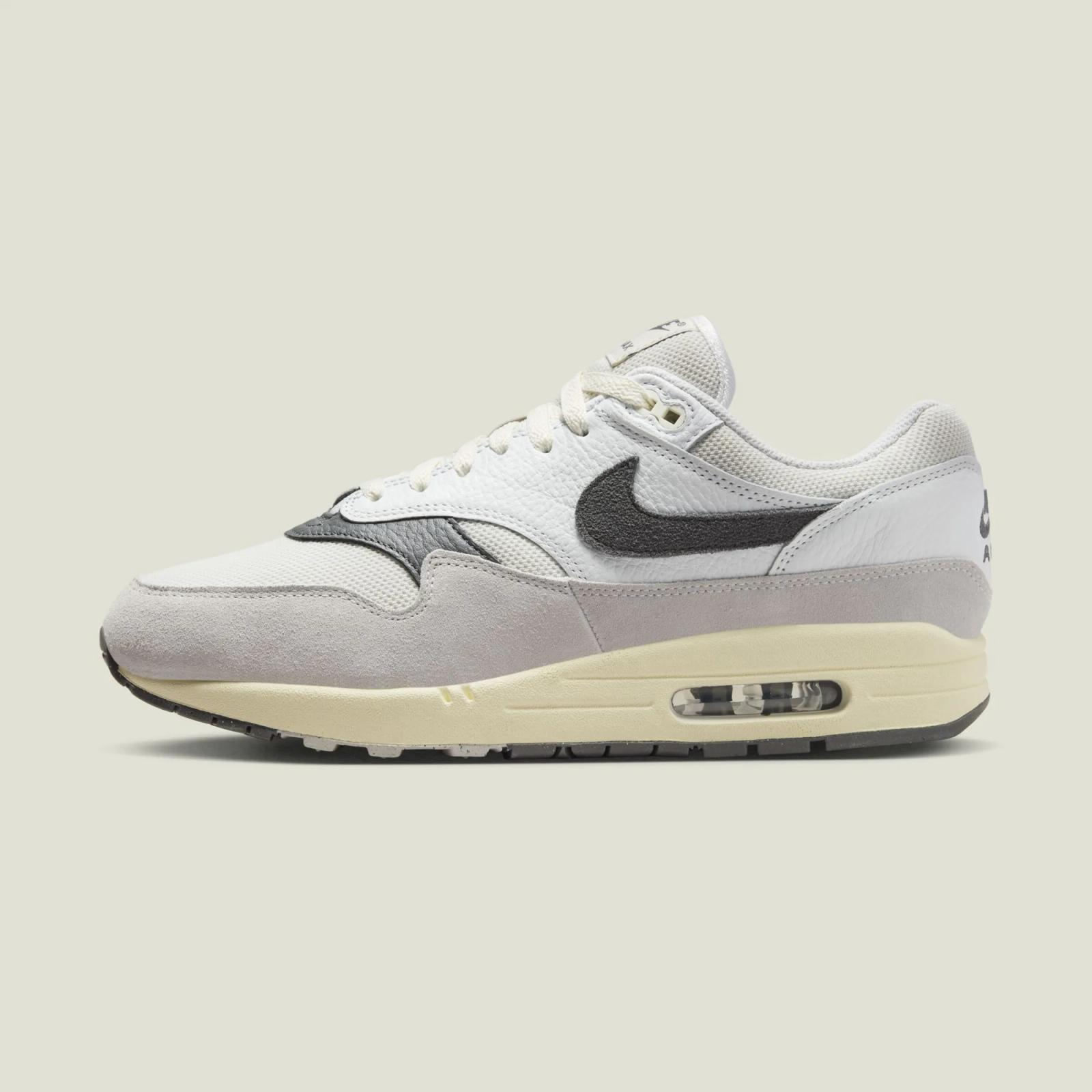 Nike Air Max 1 Essential Light Bone