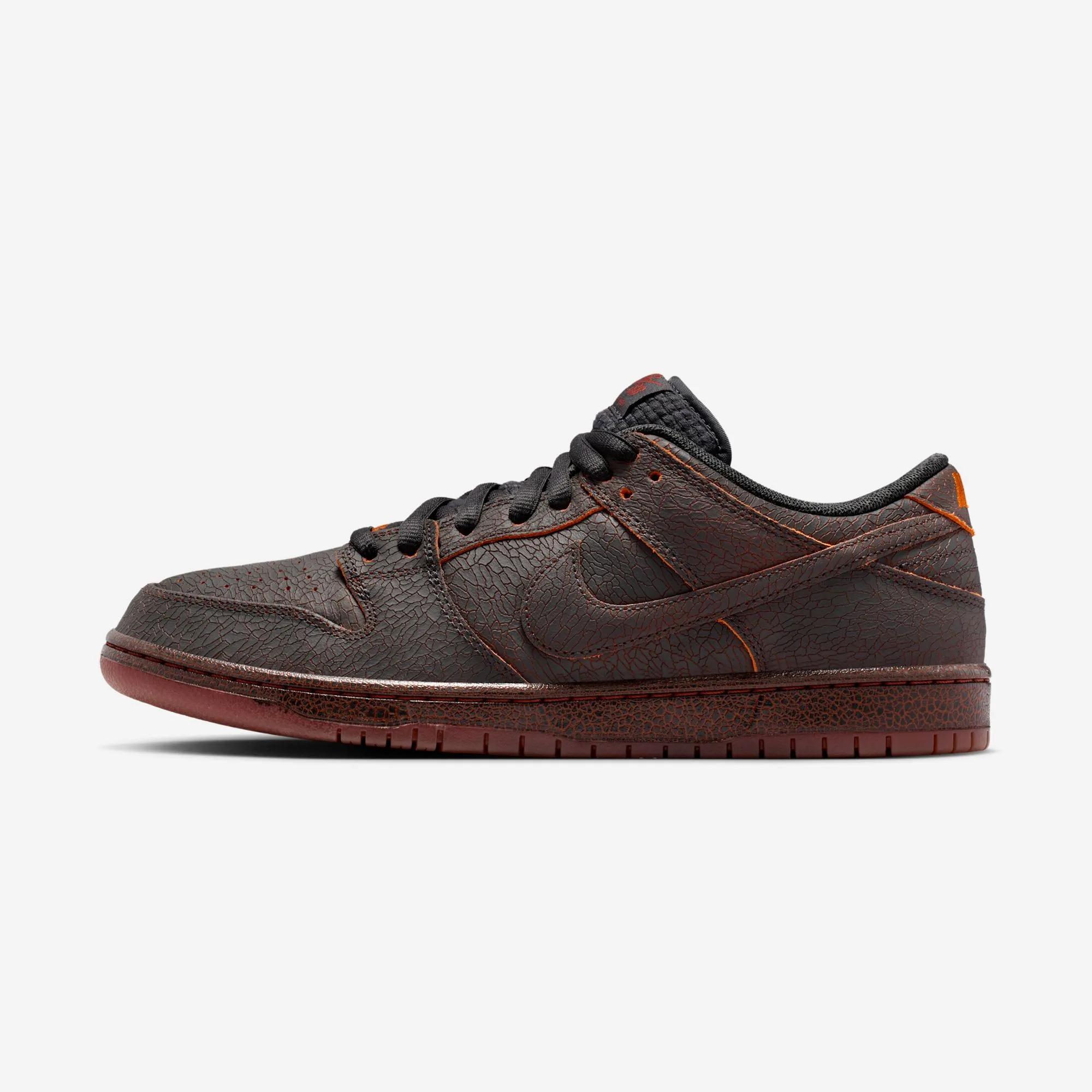 Nike SB Dunk Low Pro PRM “Krampus”