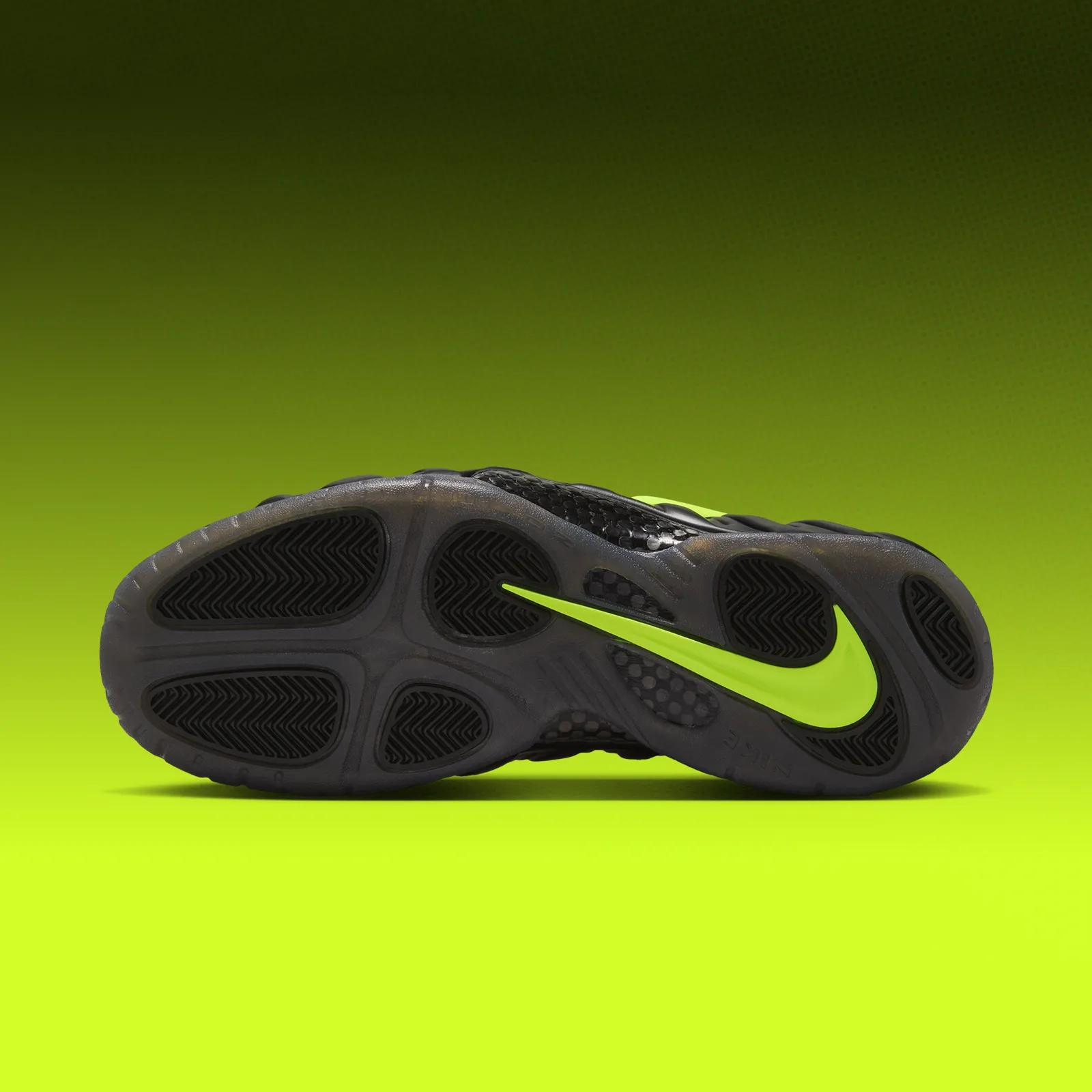 Nike Air Foamposite Pro “Voltage Yellow” returns in 2026