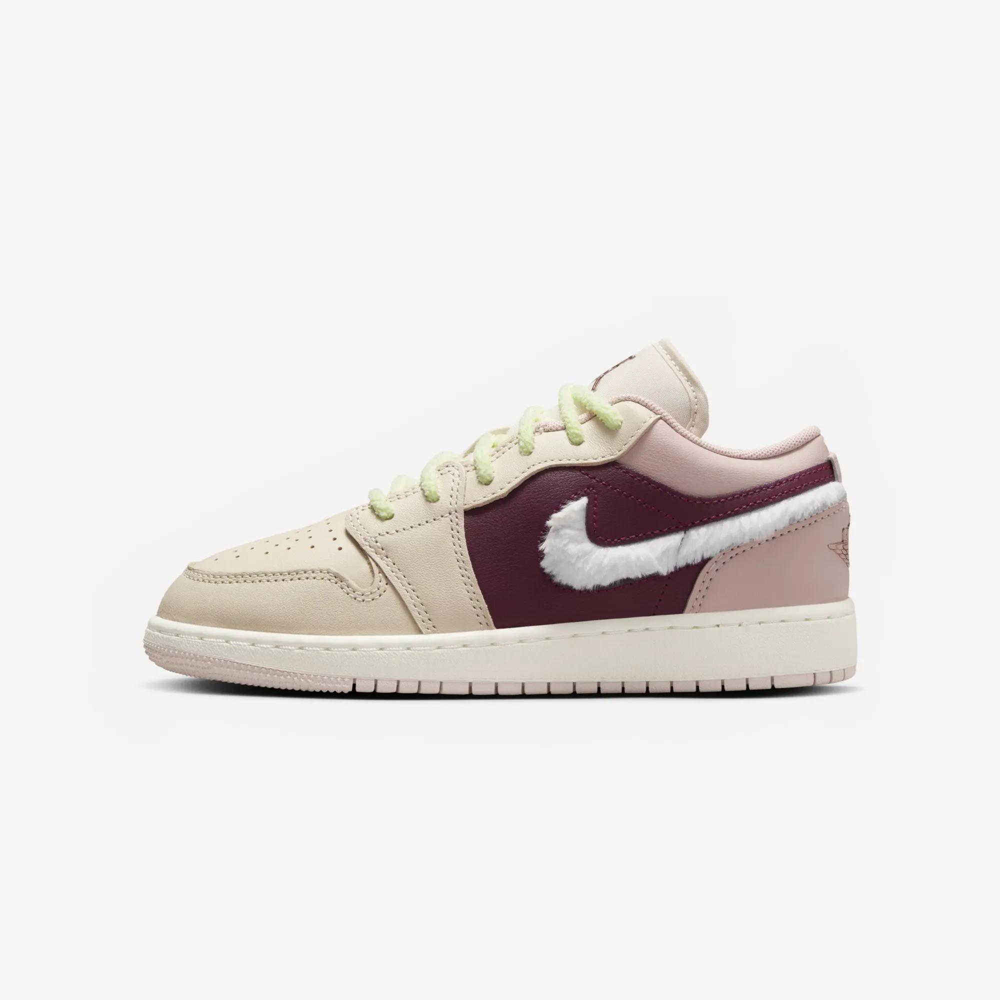 Air Jordan 1 Low SE GS Pink Foam Bordeaux
