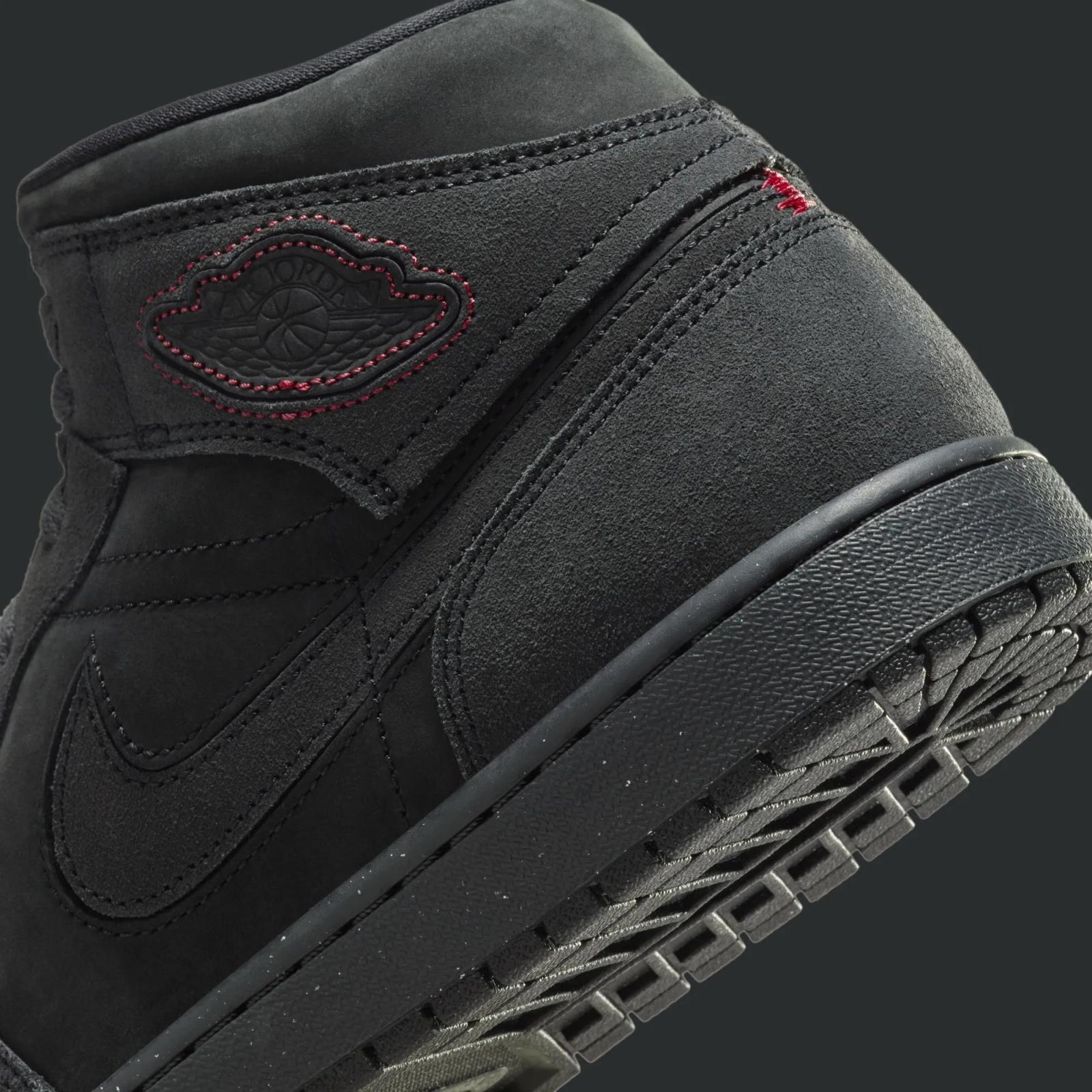 Air Jordan 1 Mid SE Craft Smoke Grey