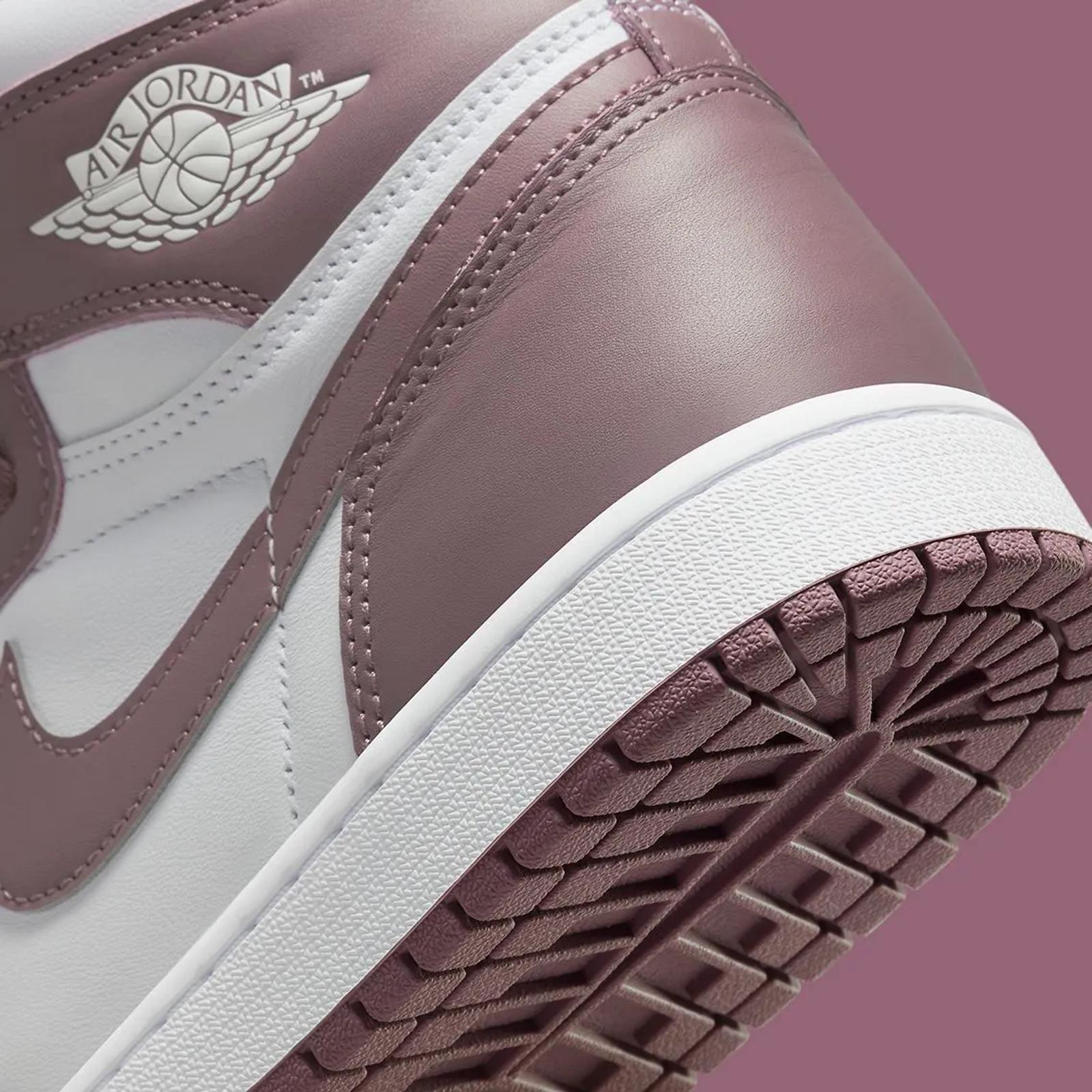 Air Jordan 1 Retro High OG Mauve