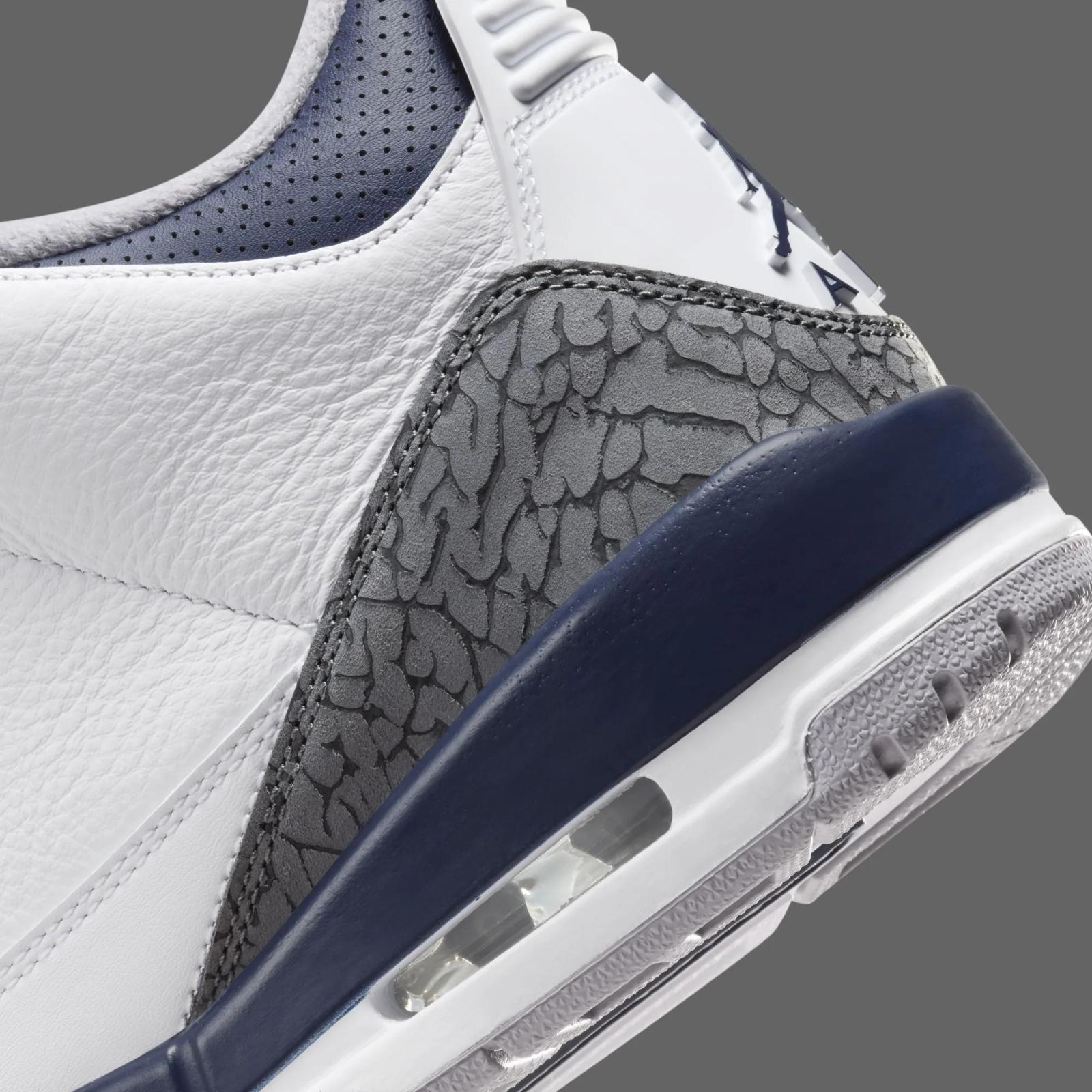 Air Jordan 3 Retro Midnight Navy