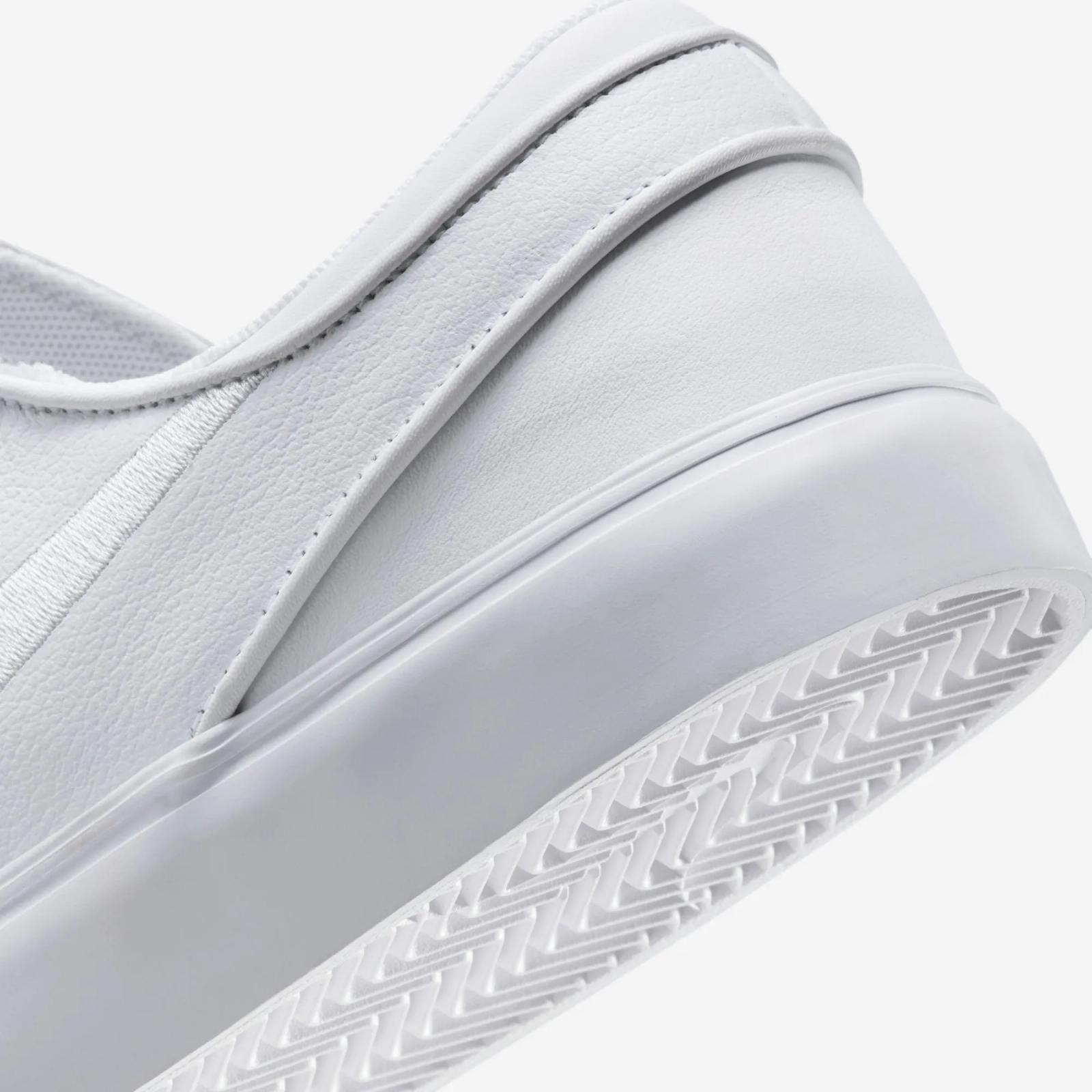 Nike SB Zoom Janoski OG+ ISO Triple White FQ7621-100