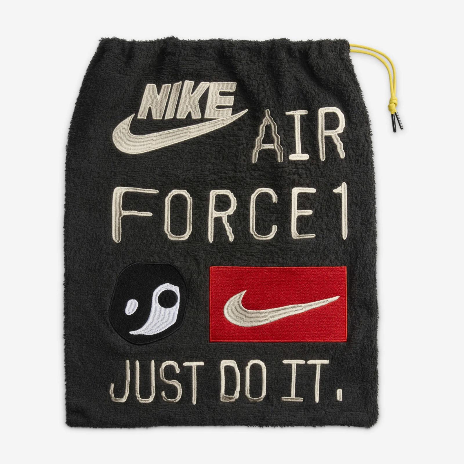 Cactus Plant Flea Market x Nike Air Force 1 Triple Black HJ8463-001