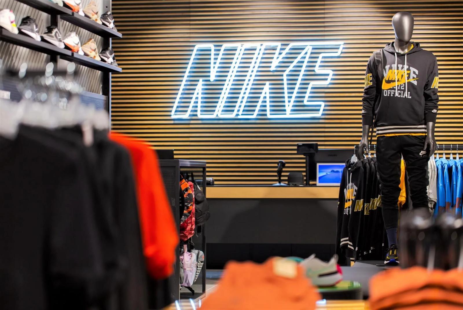 Nike Iulius Mall Timisoara Romania