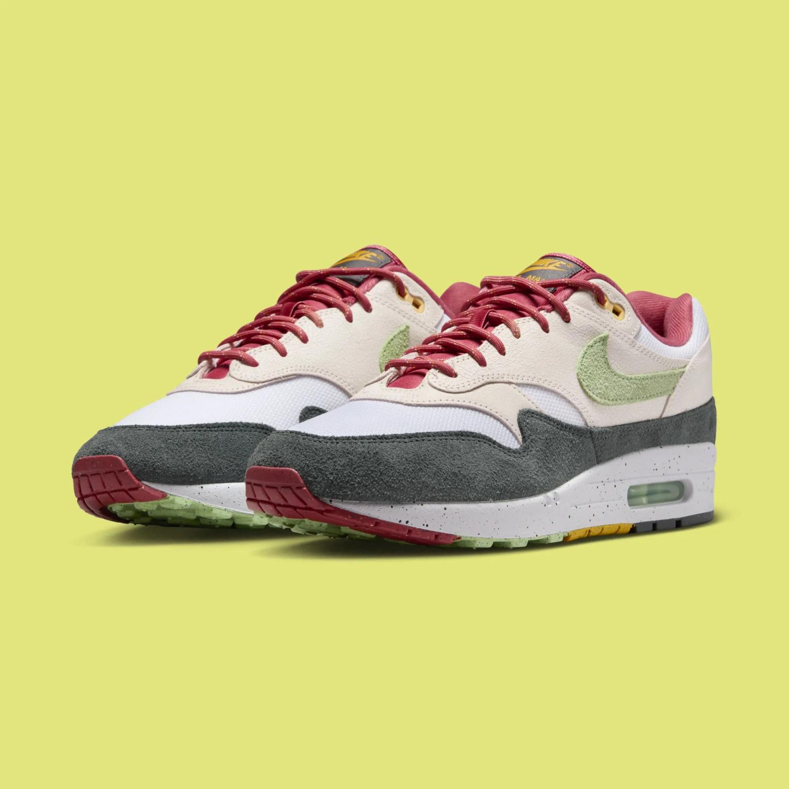 Nike Air Max 1 Light Soft Pink FZ4133-640