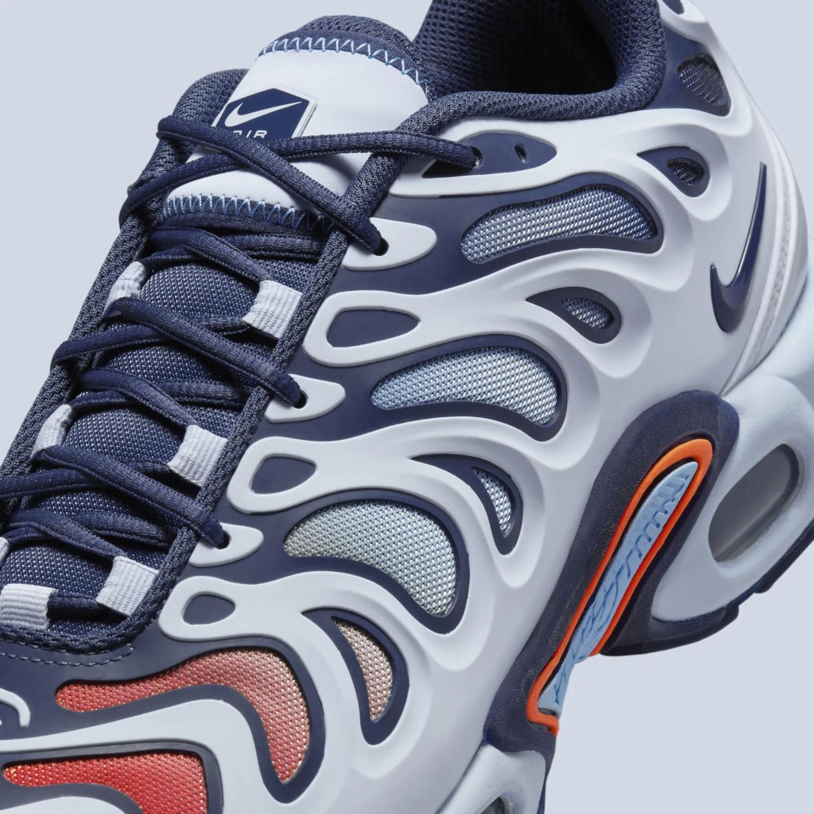 Nike Air Max Plus Drift Football Grey FD4290-004