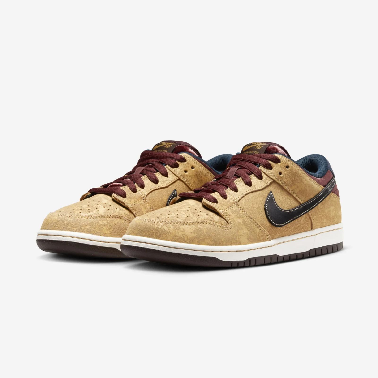 Nike SB Dunk Low Pro City of Cinema FZ1278-200