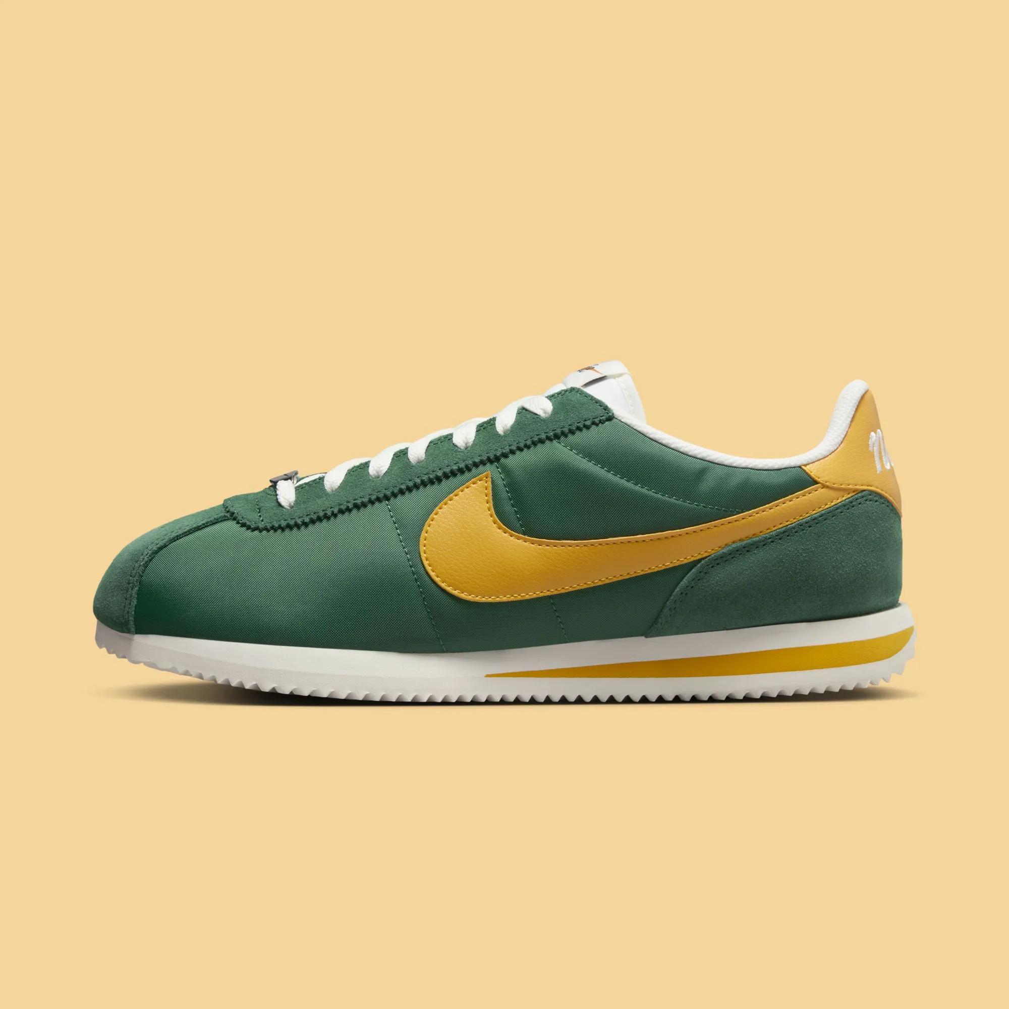 Nike Cortez Textile “Gorge Green / Yellow Ochre”