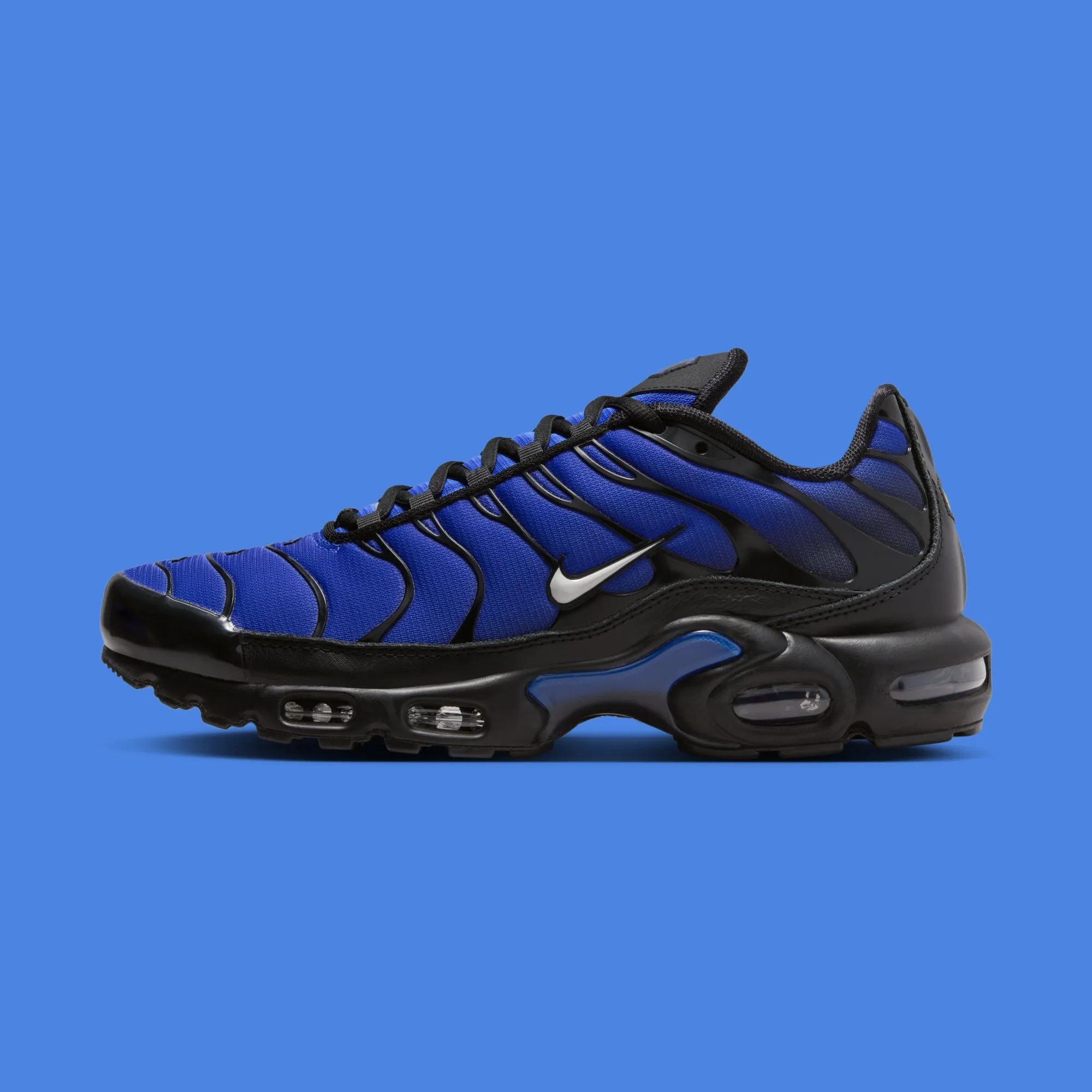 Nike Air Max Plus “Black / Racer Blue”