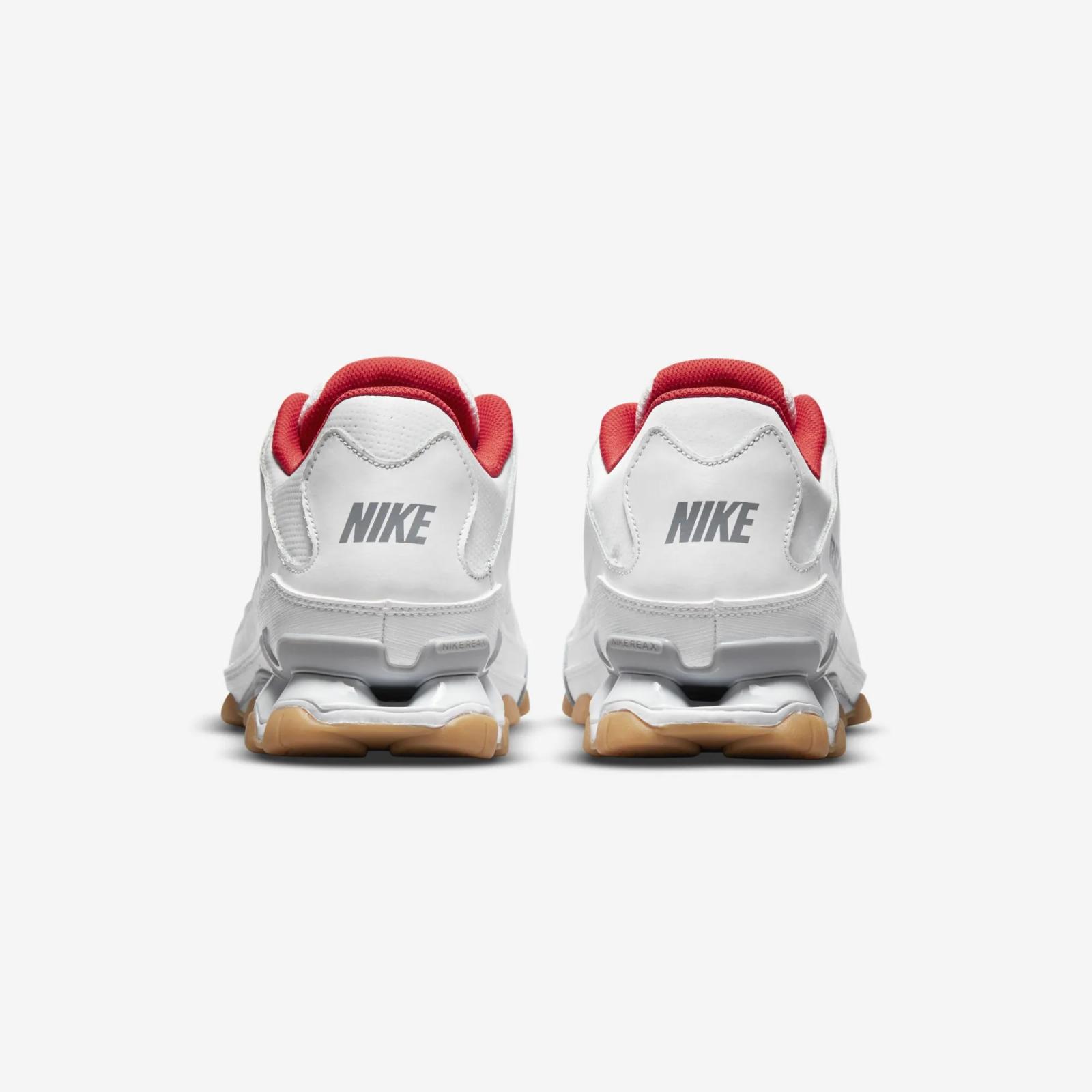 Nike Reax 8 TR White / Chile Red 2024 Restock 621716-103