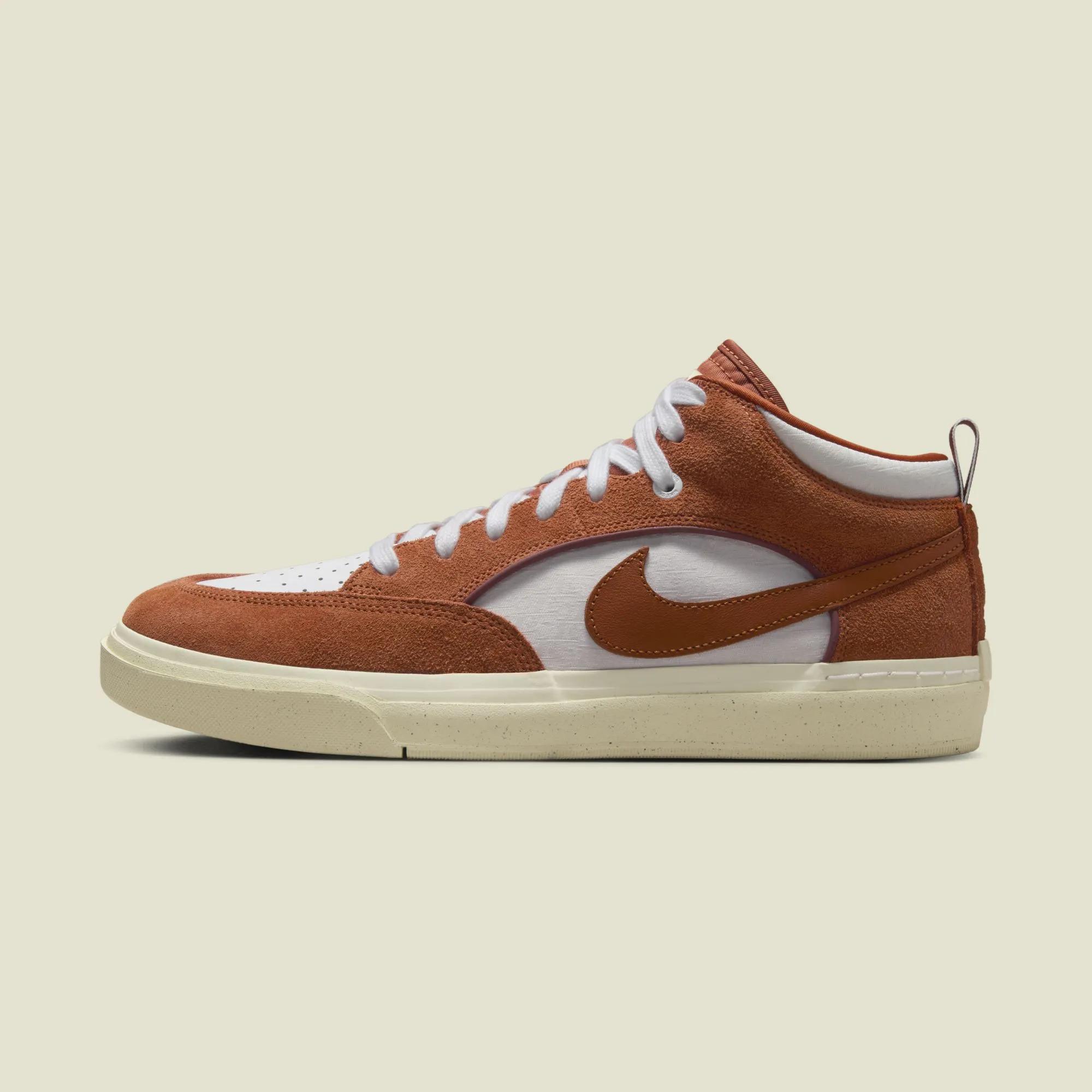 Nike SB React Leo “Dark Russet”