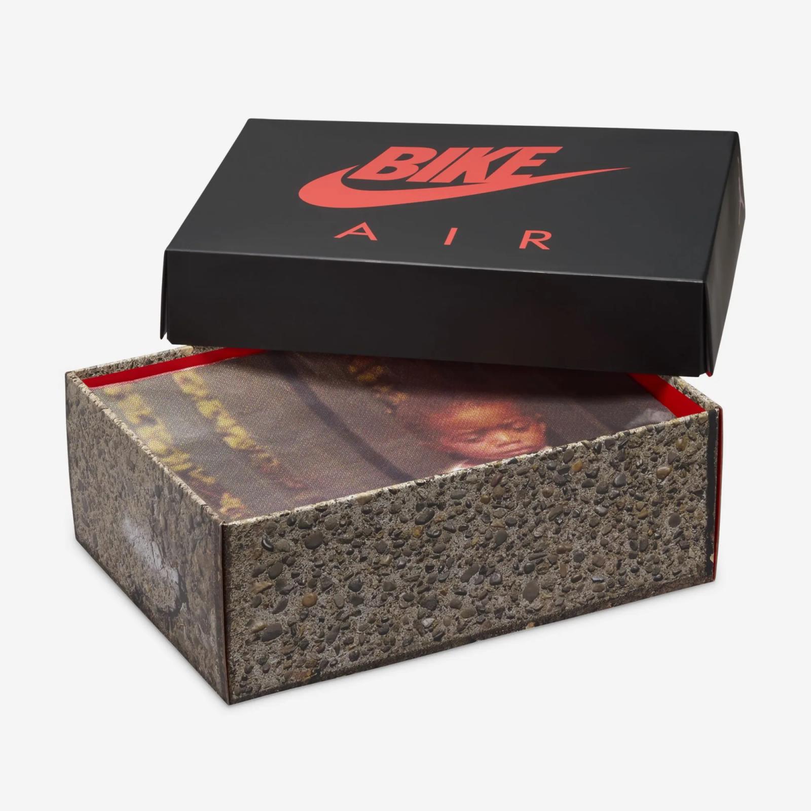 Nigel Sylvester x Air Jordan 4 RM Anthracite HF4334-004