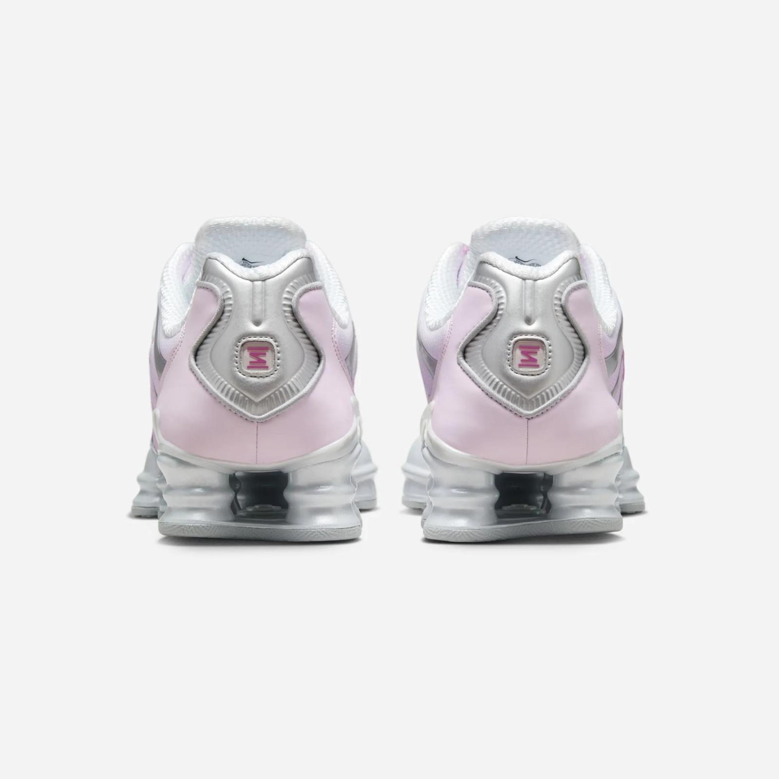 Nike Shox TL Metallic Platinum / Pinksicle HV2520-001