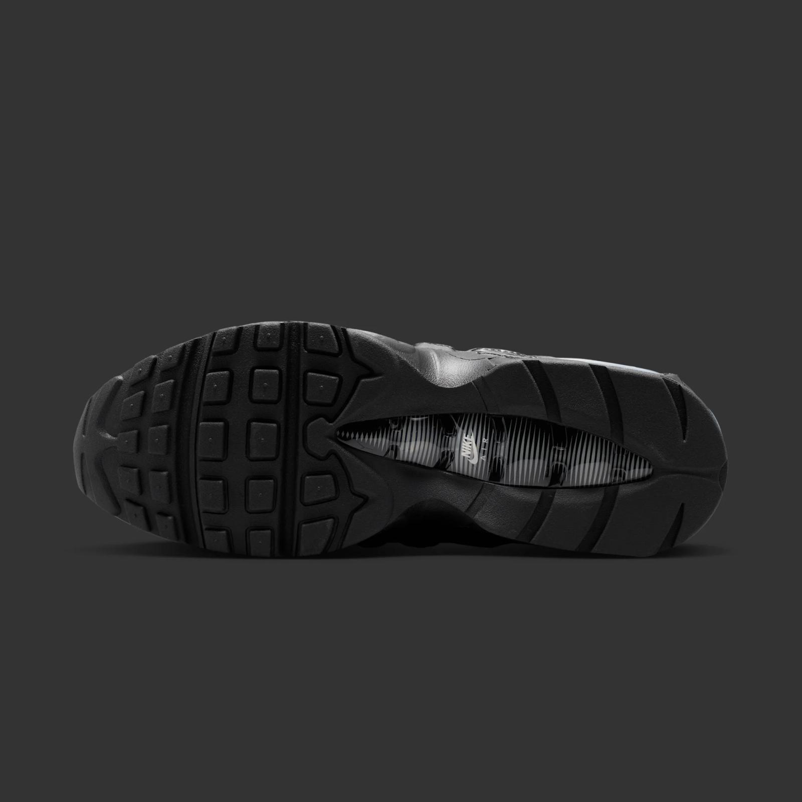Nike Air Max 95 Big Bubble "Black & Cool Grey" drops in 2026