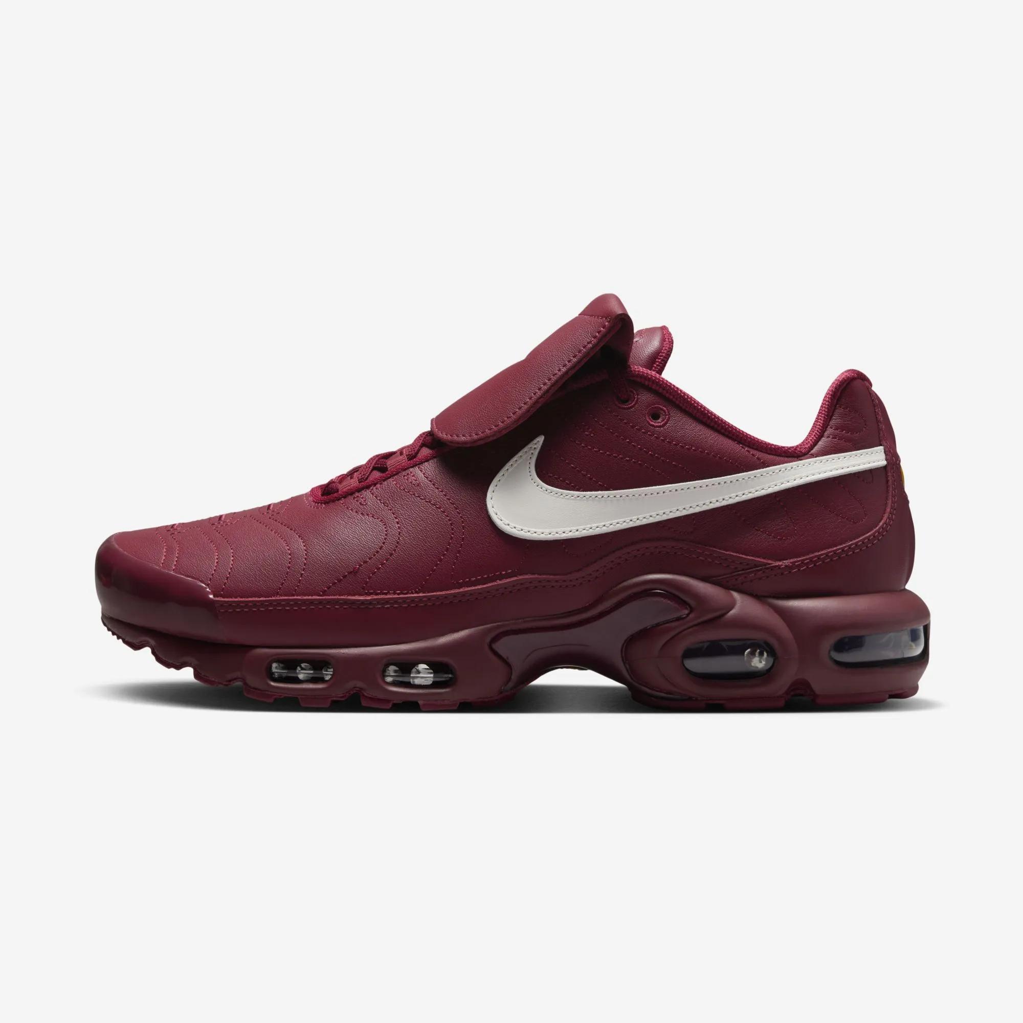 Nike Air Max Plus Tiempo “Team Red”